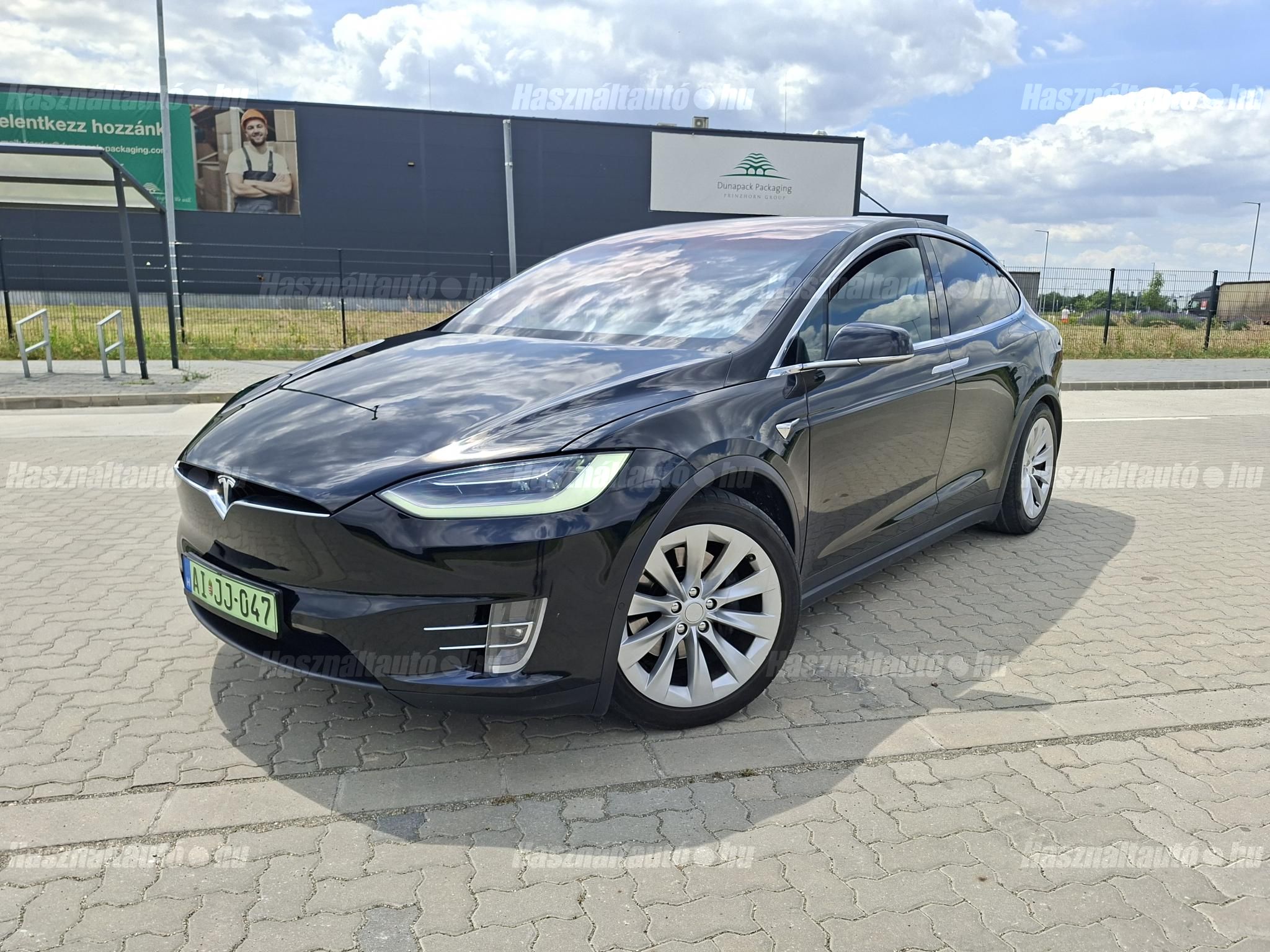 TESLA MODEL X 2018/12 - 1