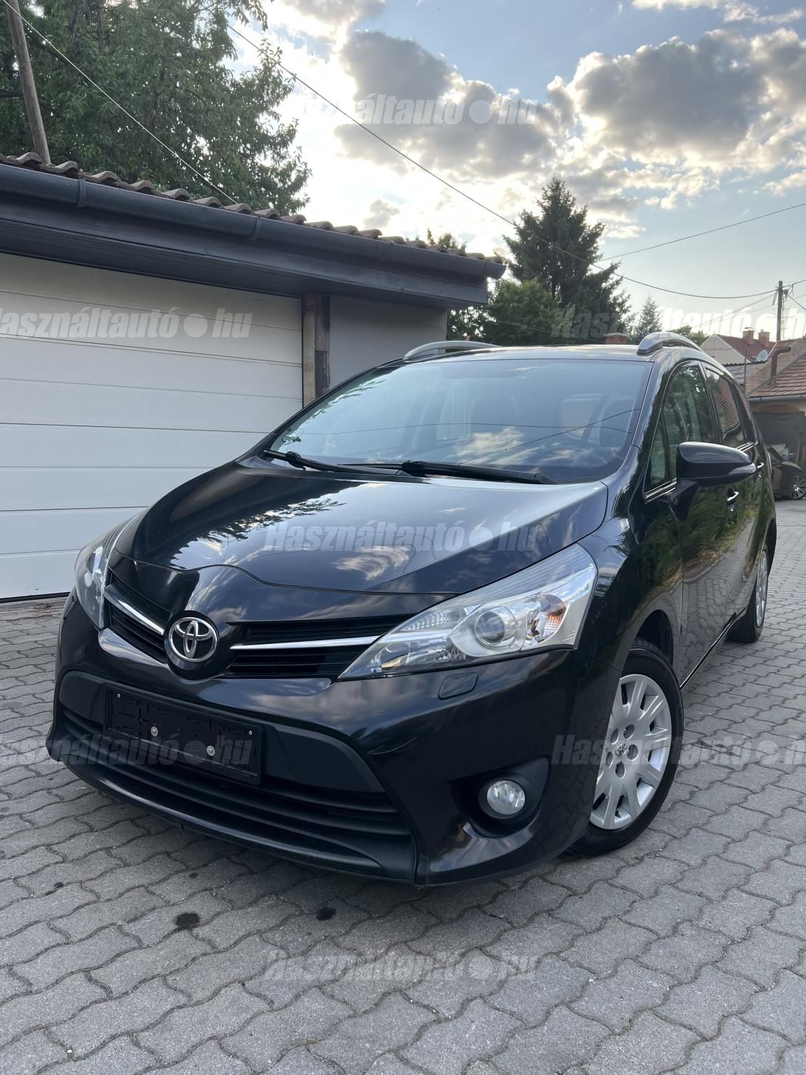 TOYOTA COROLLA VERSO 2015/10 - 1