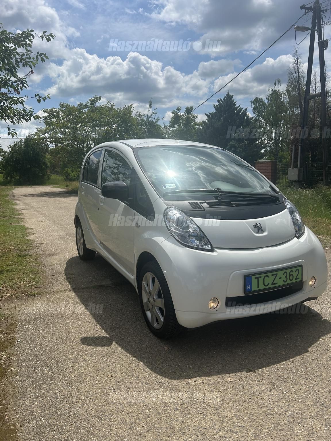 PEUGEOT ION 2011/1 - 1