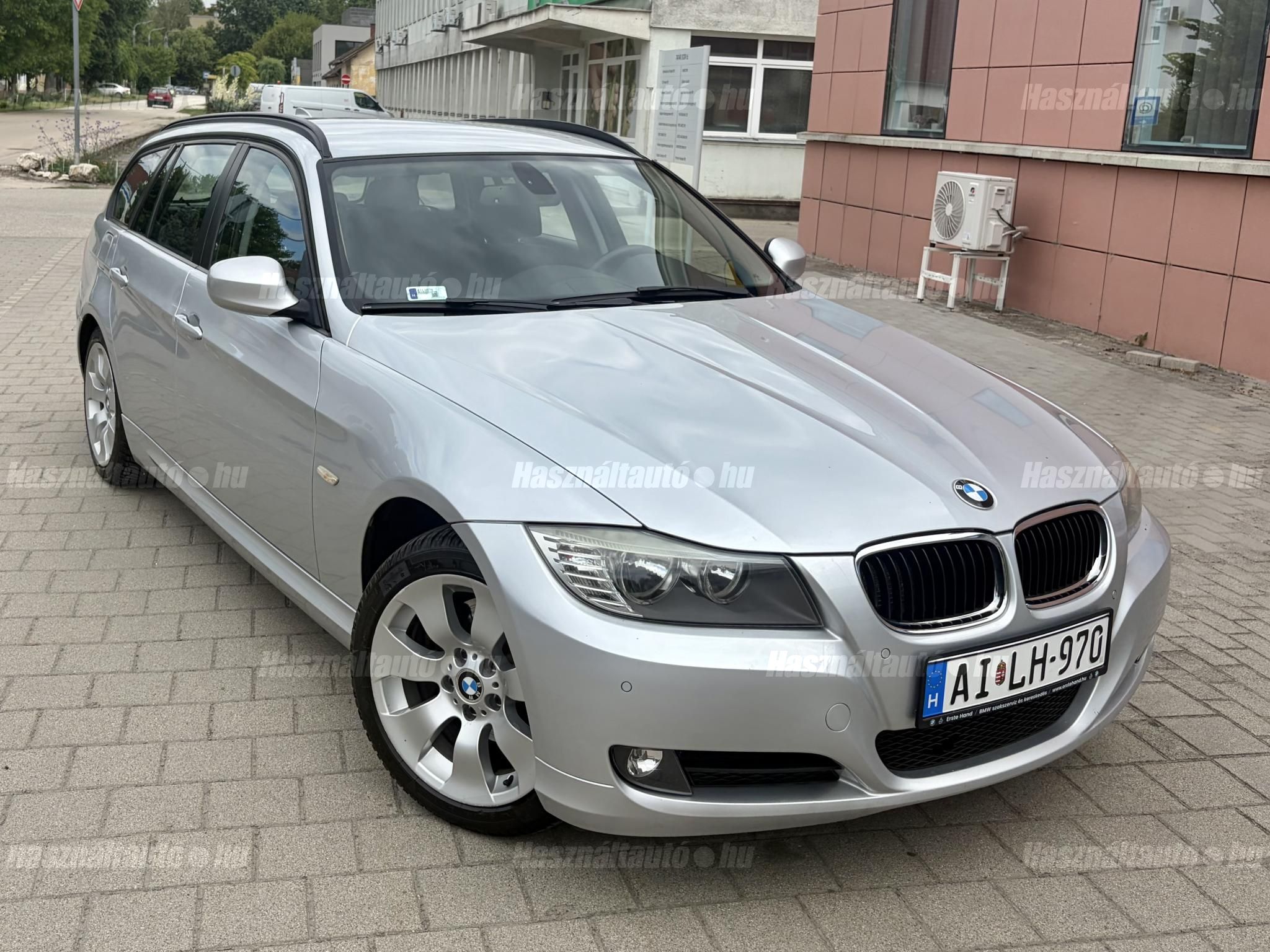 BMW 318 2012/4 - 1