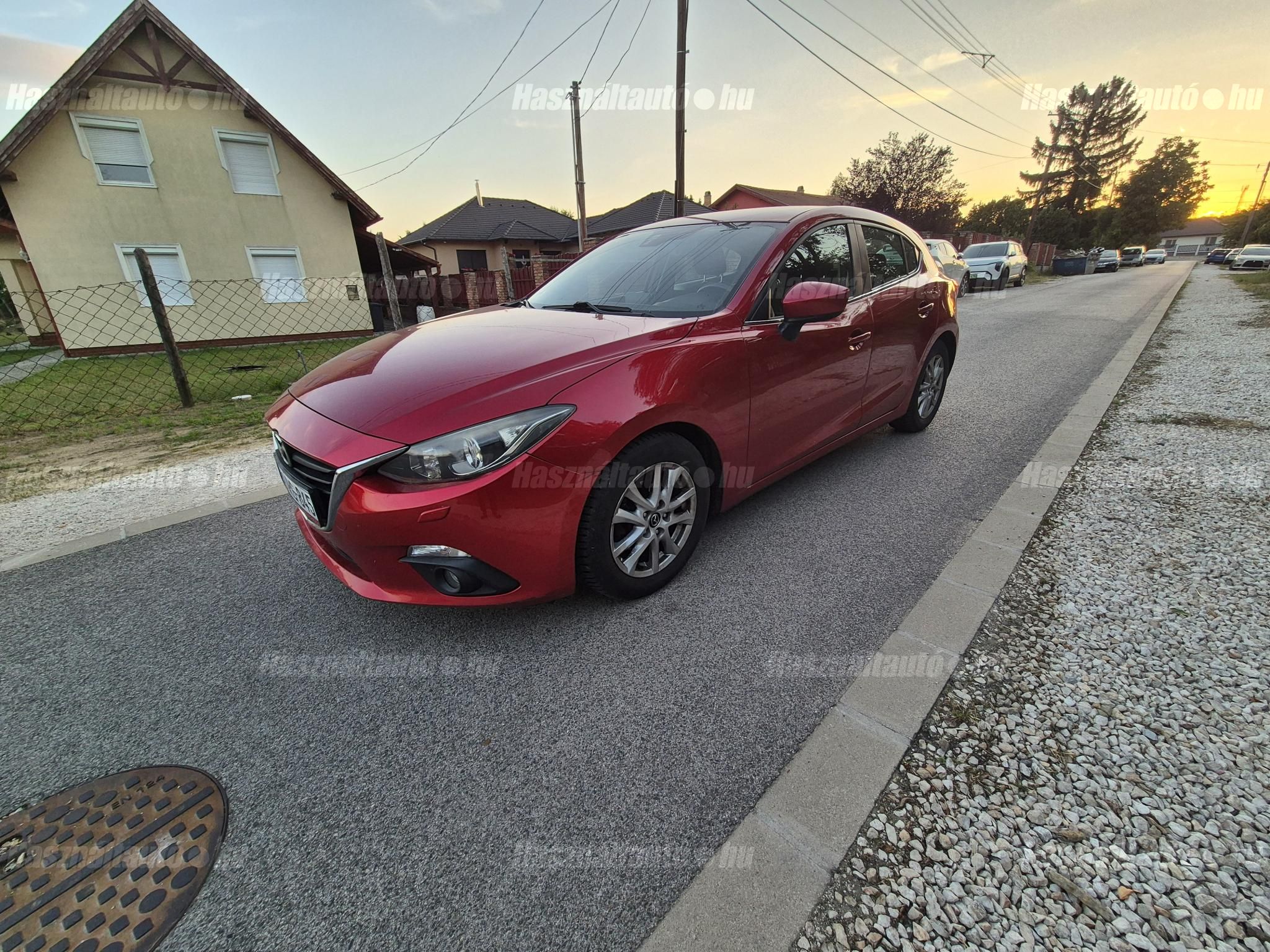 MAZDA 3 2015/3 - 1