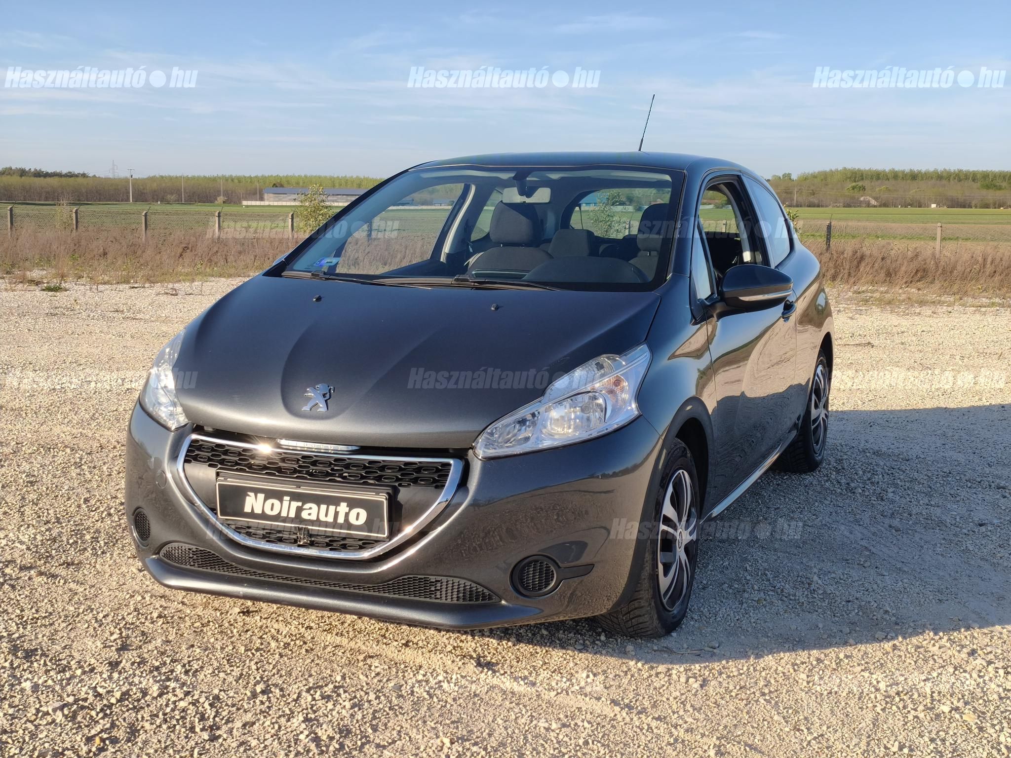 PEUGEOT 208 2013/5 - 1