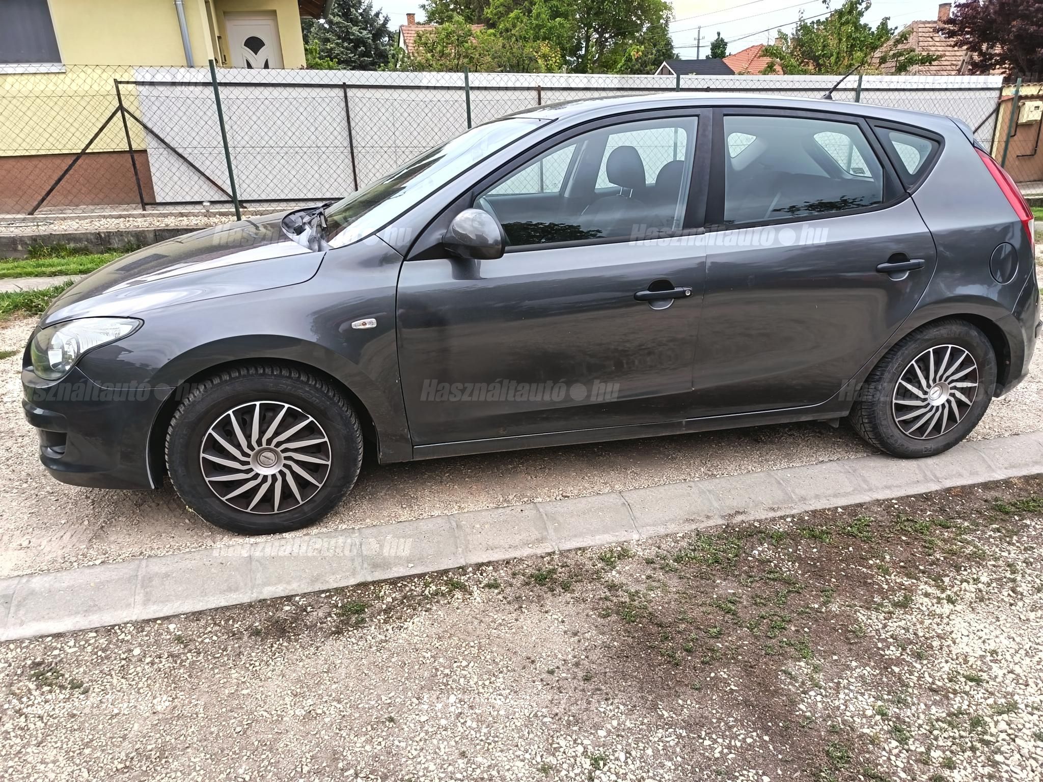 HYUNDAI I30 2009/7 - 1
