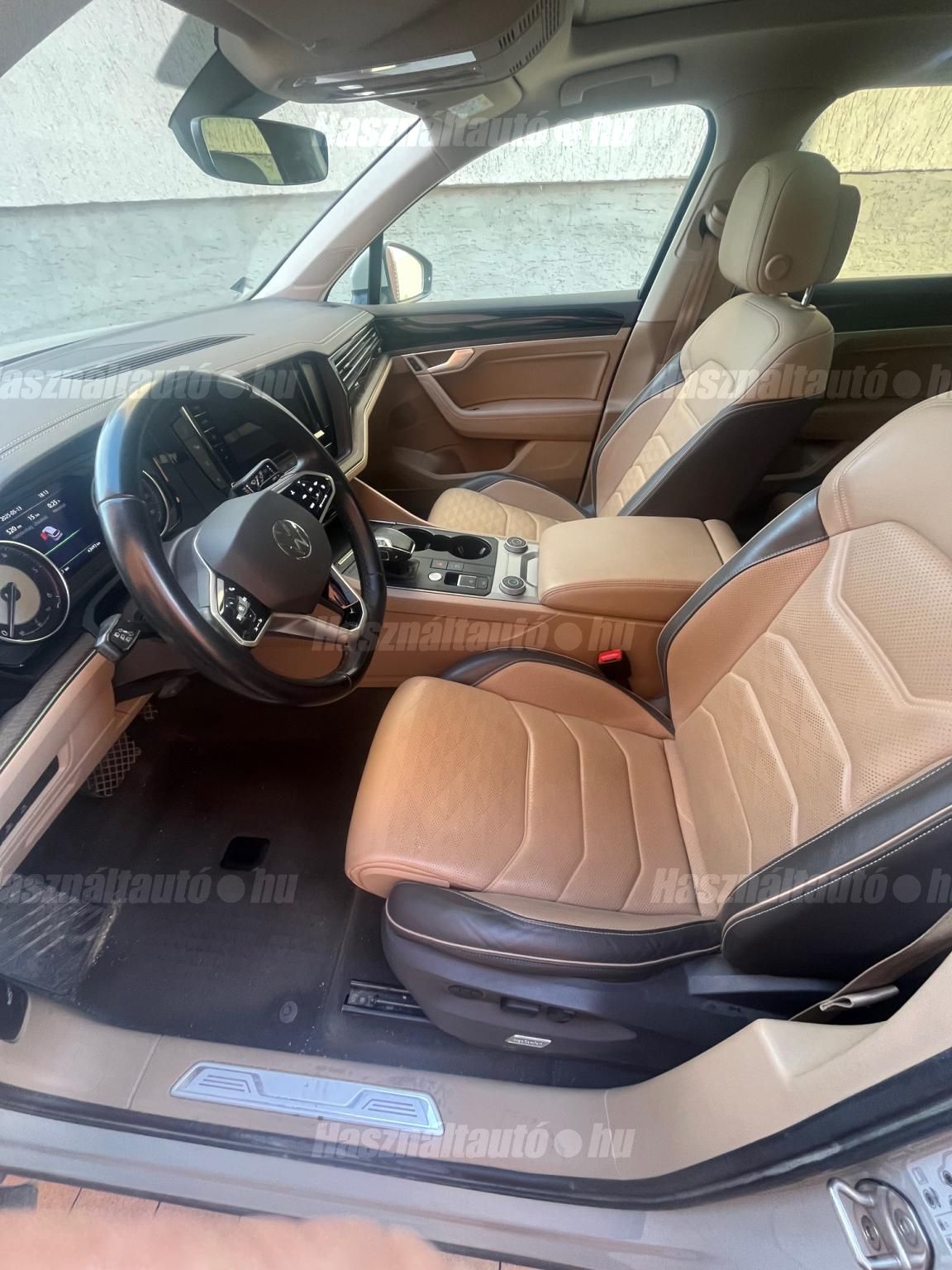 VOLKSWAGEN TOUAREG 2023/3 - 1