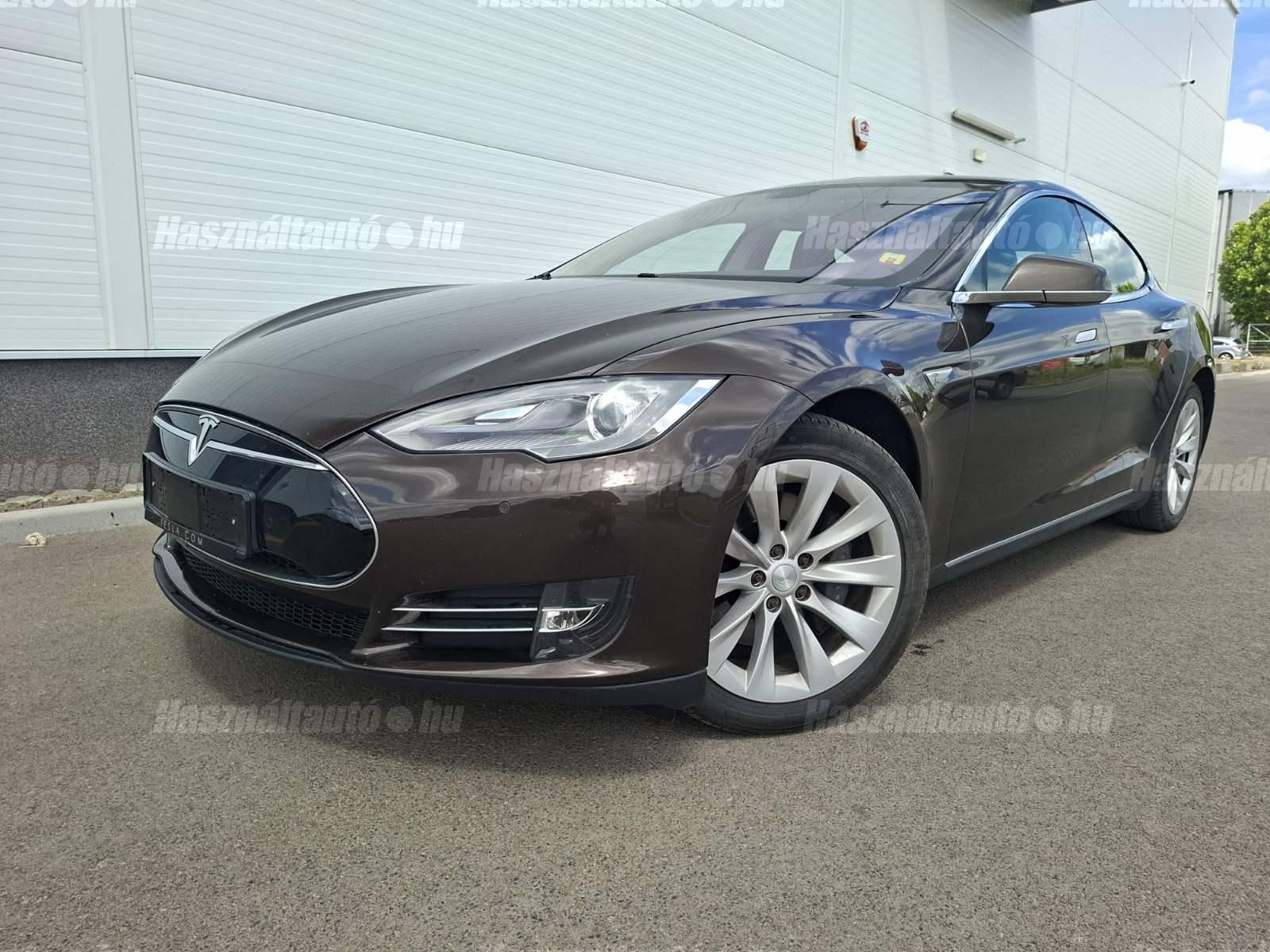 TESLA MODEL S 2014/8 - 1