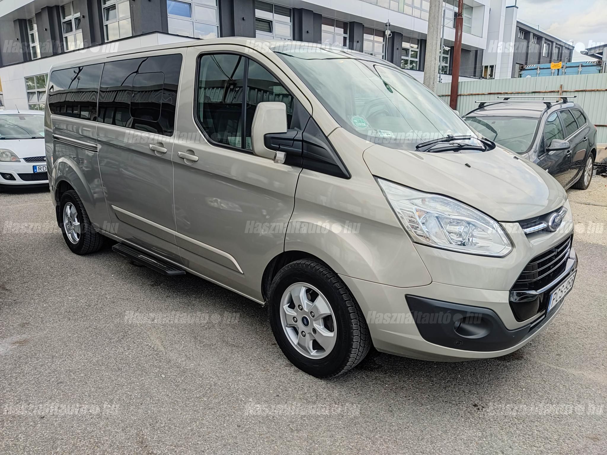 FORD TOURNEO 2017/4 - 1