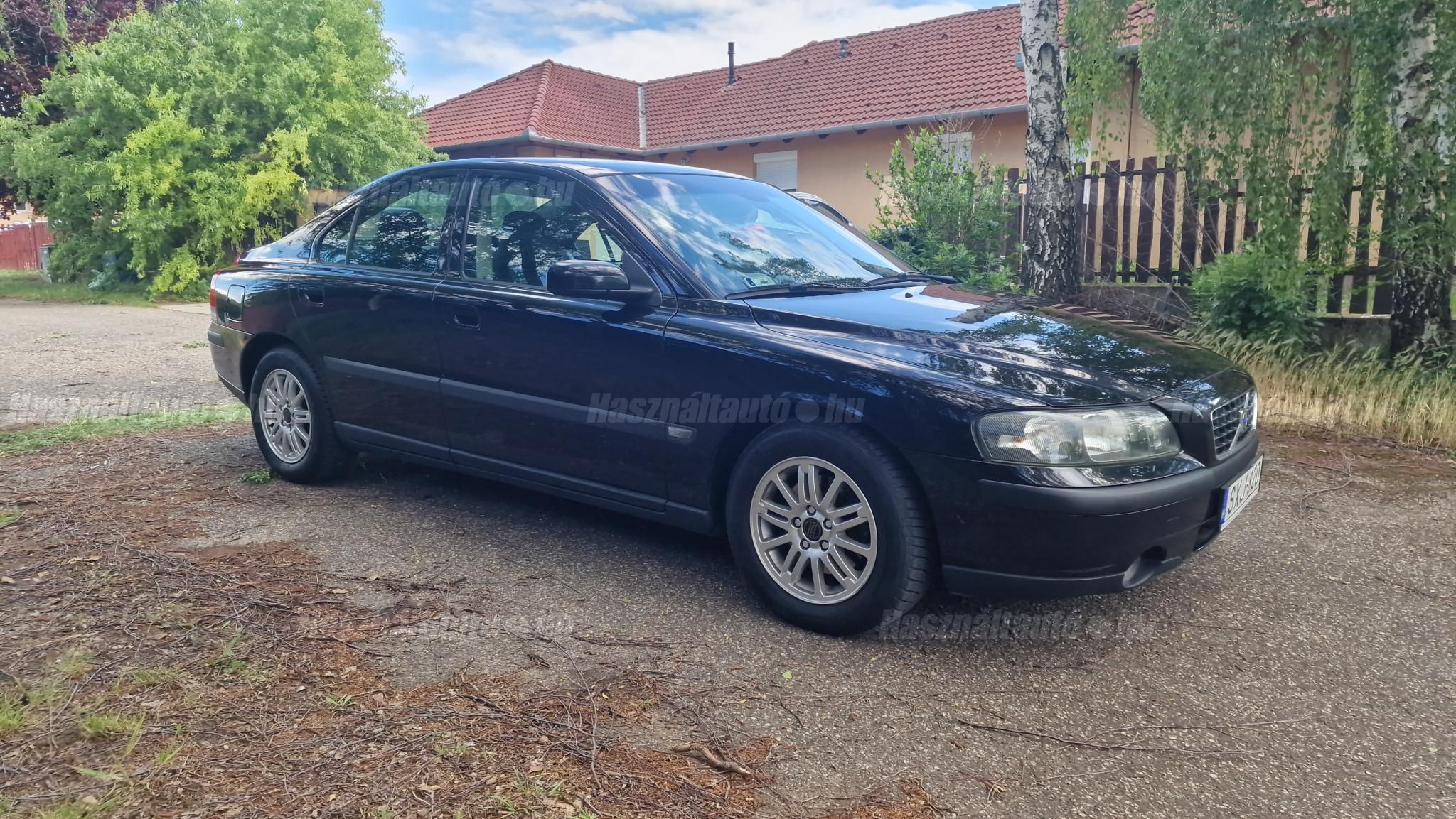 VOLVO S60 2004/5 - 1