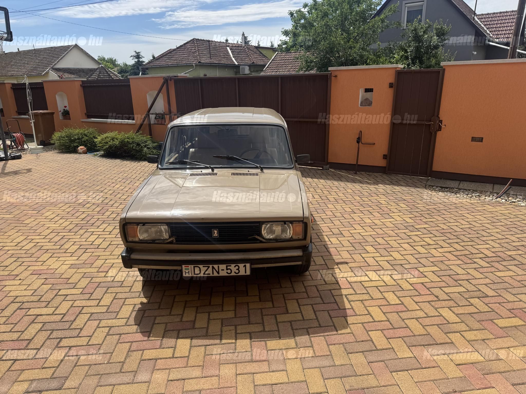 LADA 2104 1987/12 - 1