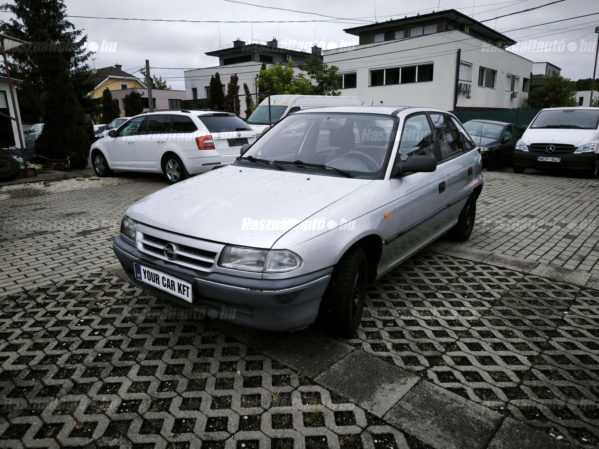 OPEL ASTRA F 2001/8 - 1