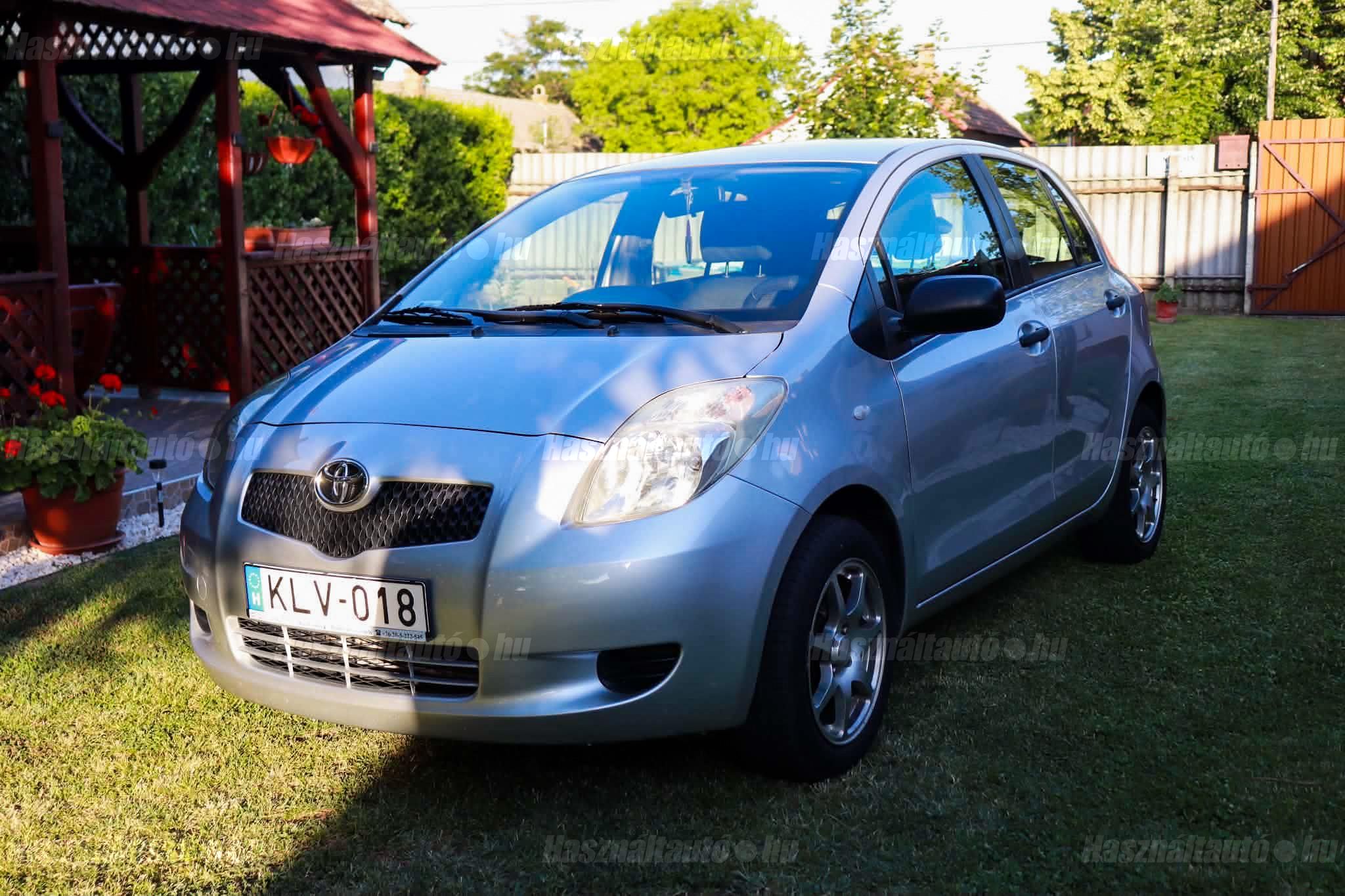 TOYOTA YARIS 2006/9 - 1
