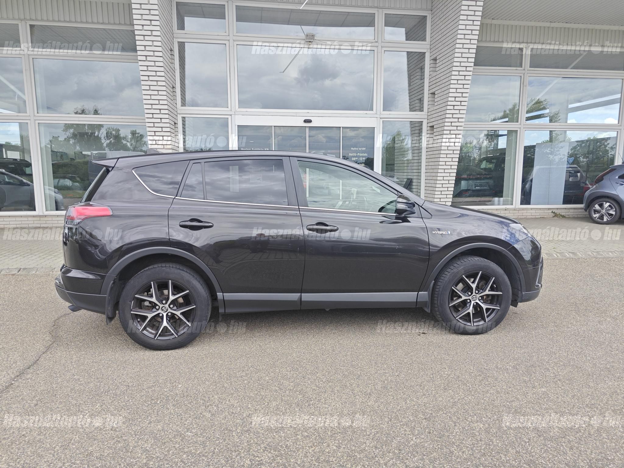 TOYOTA RAV 4 2017/4 - 1