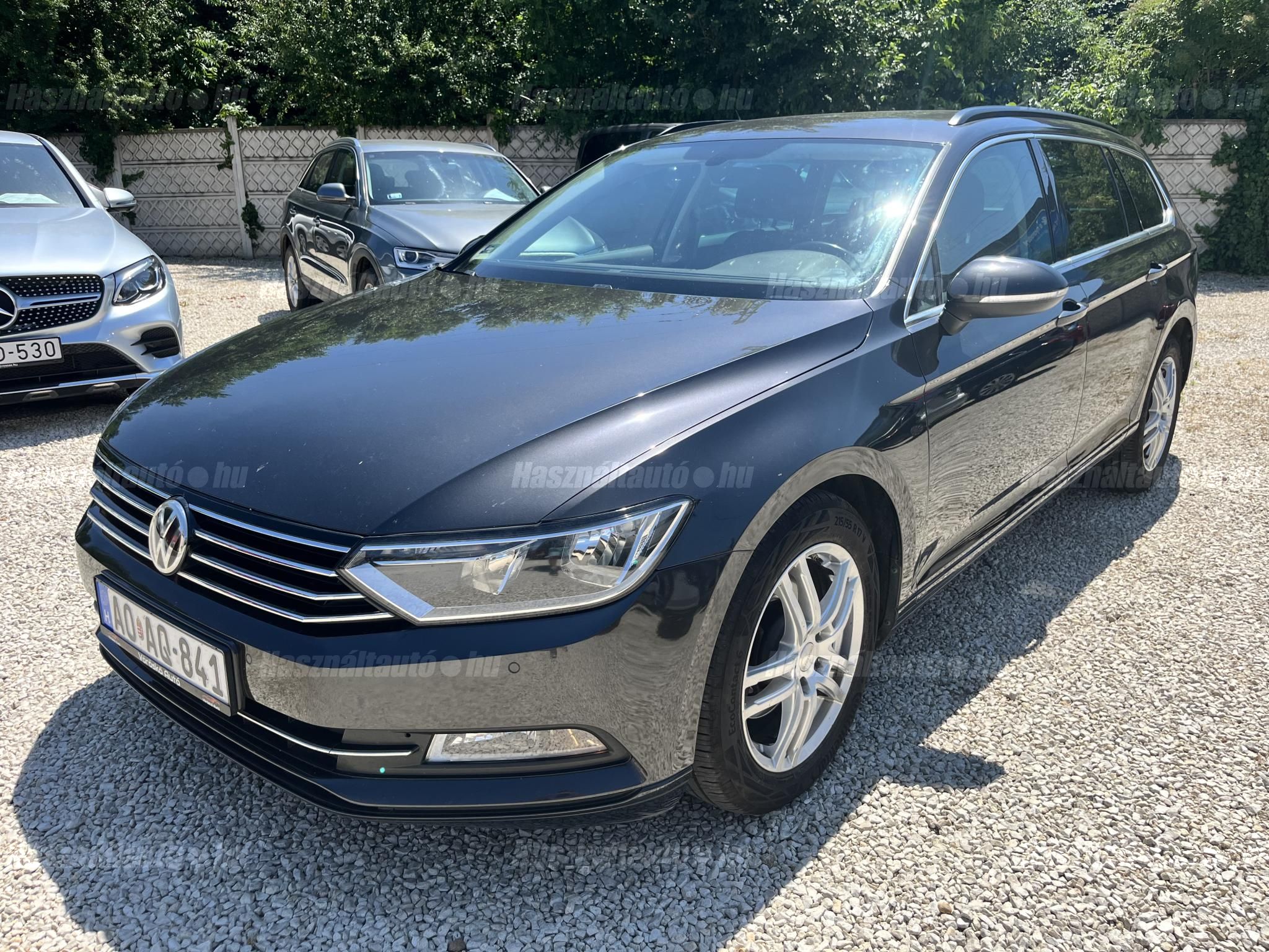 VOLKSWAGEN PASSAT 2018/7 - 1