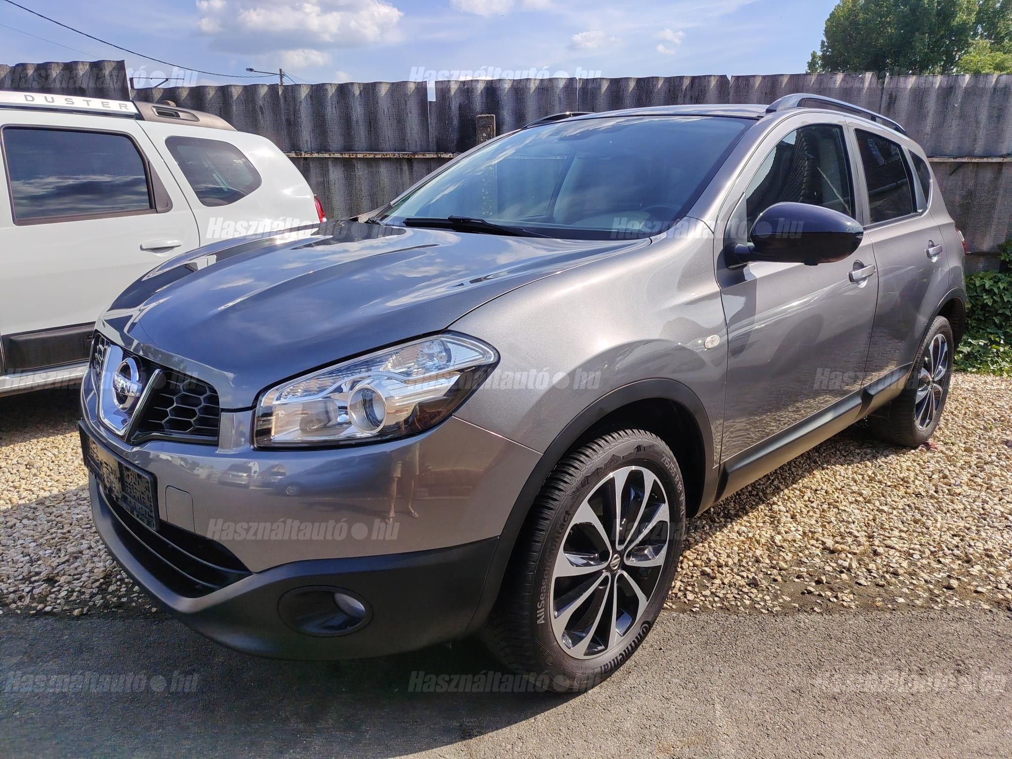 NISSAN QASHQAI 2013/11 - 1