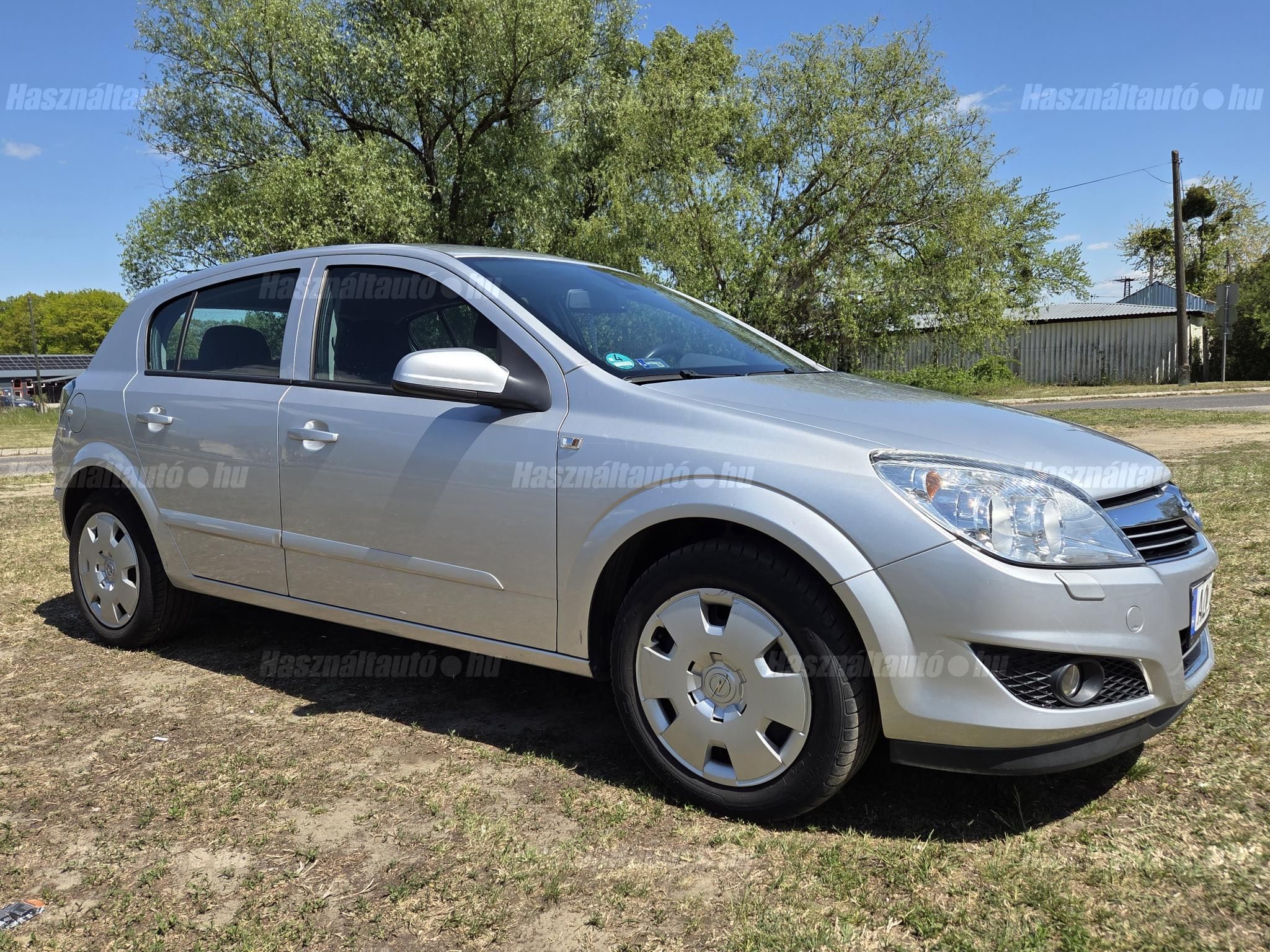 OPEL ASTRA H 2007/7 - 1