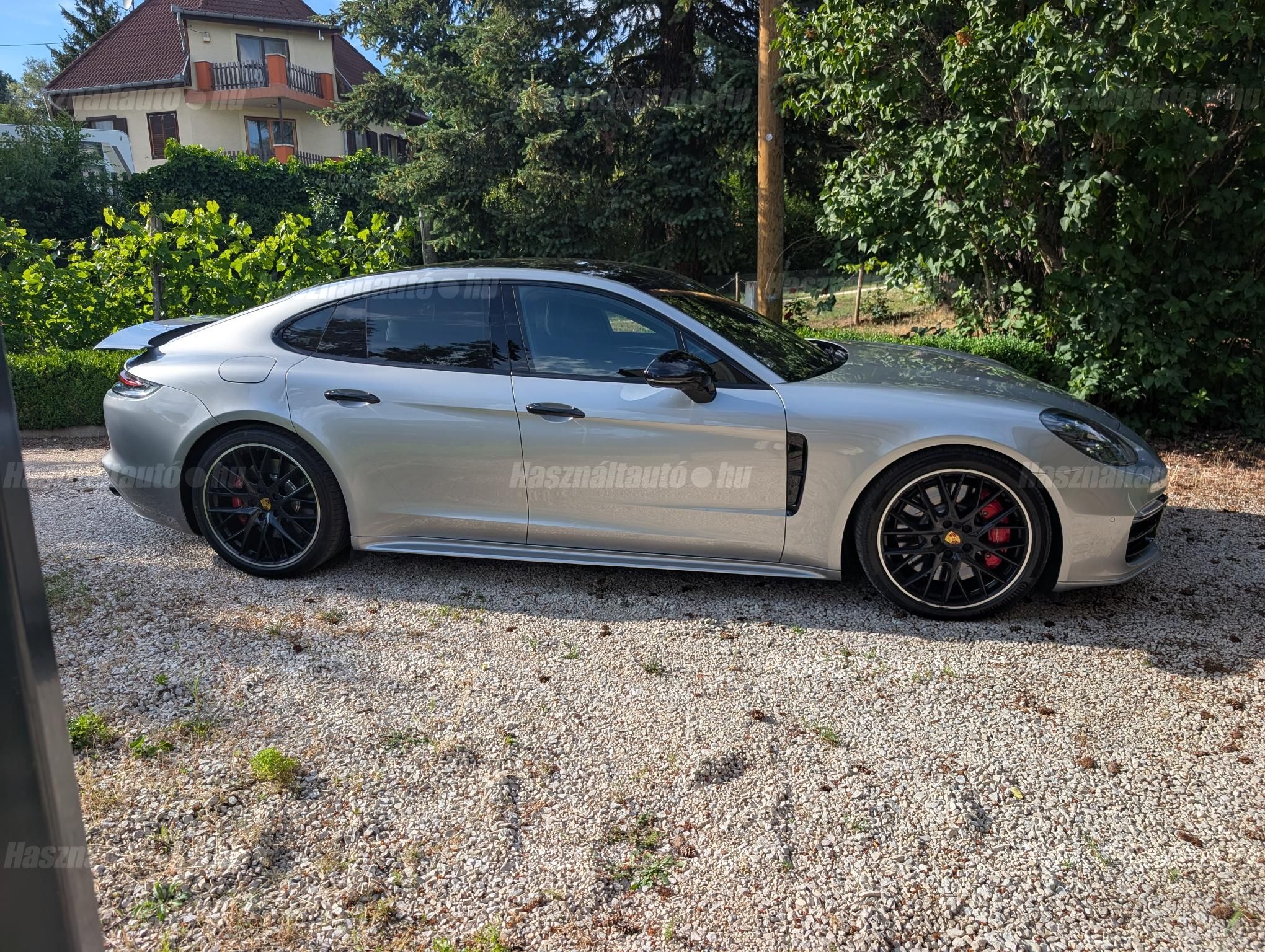 PORSCHE PANAMERA 2018/6 - 1