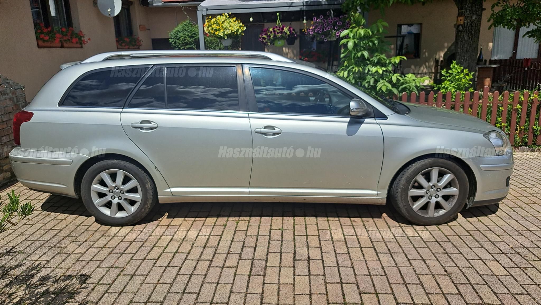 TOYOTA AVENSIS 2006/10 - 1