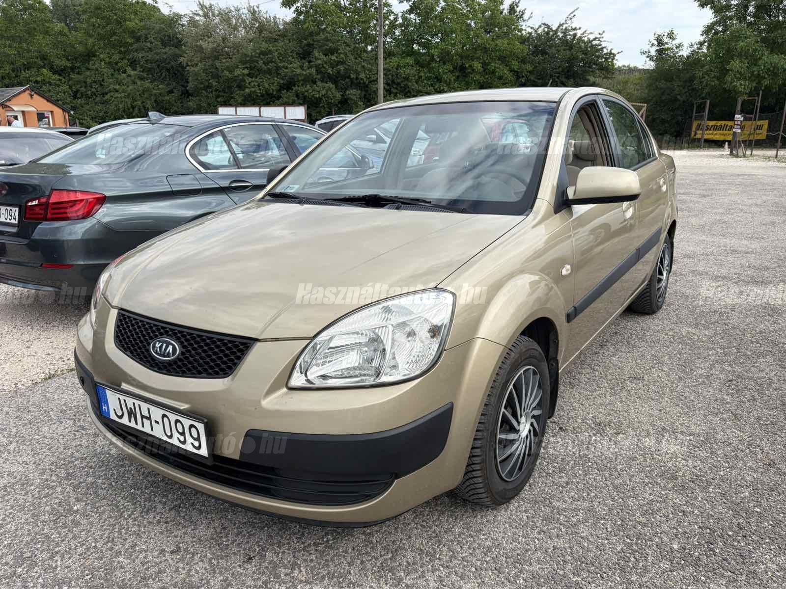 KIA RIO 2005/6 - 1