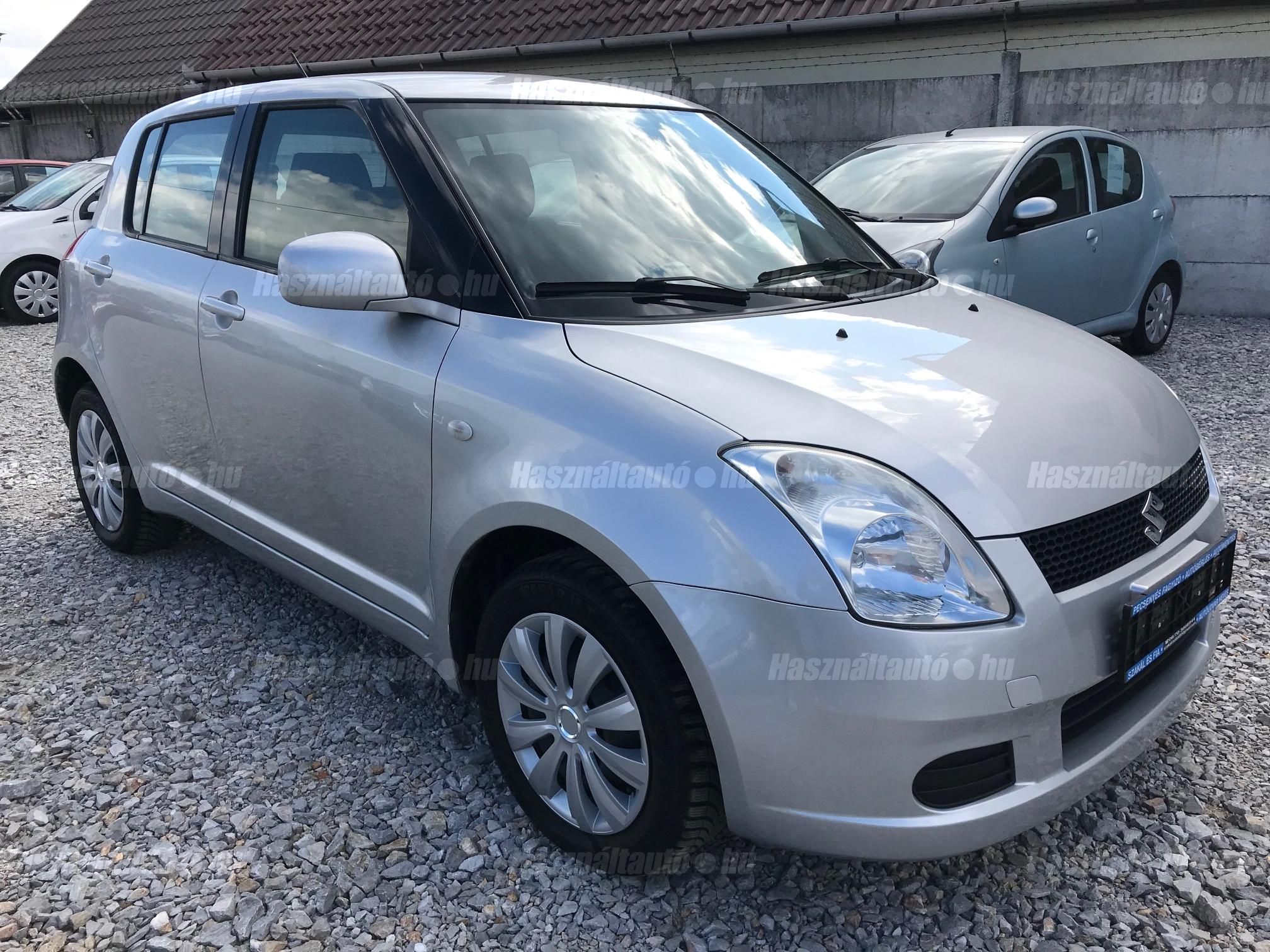 SUZUKI SWIFT 2010/8 - 1