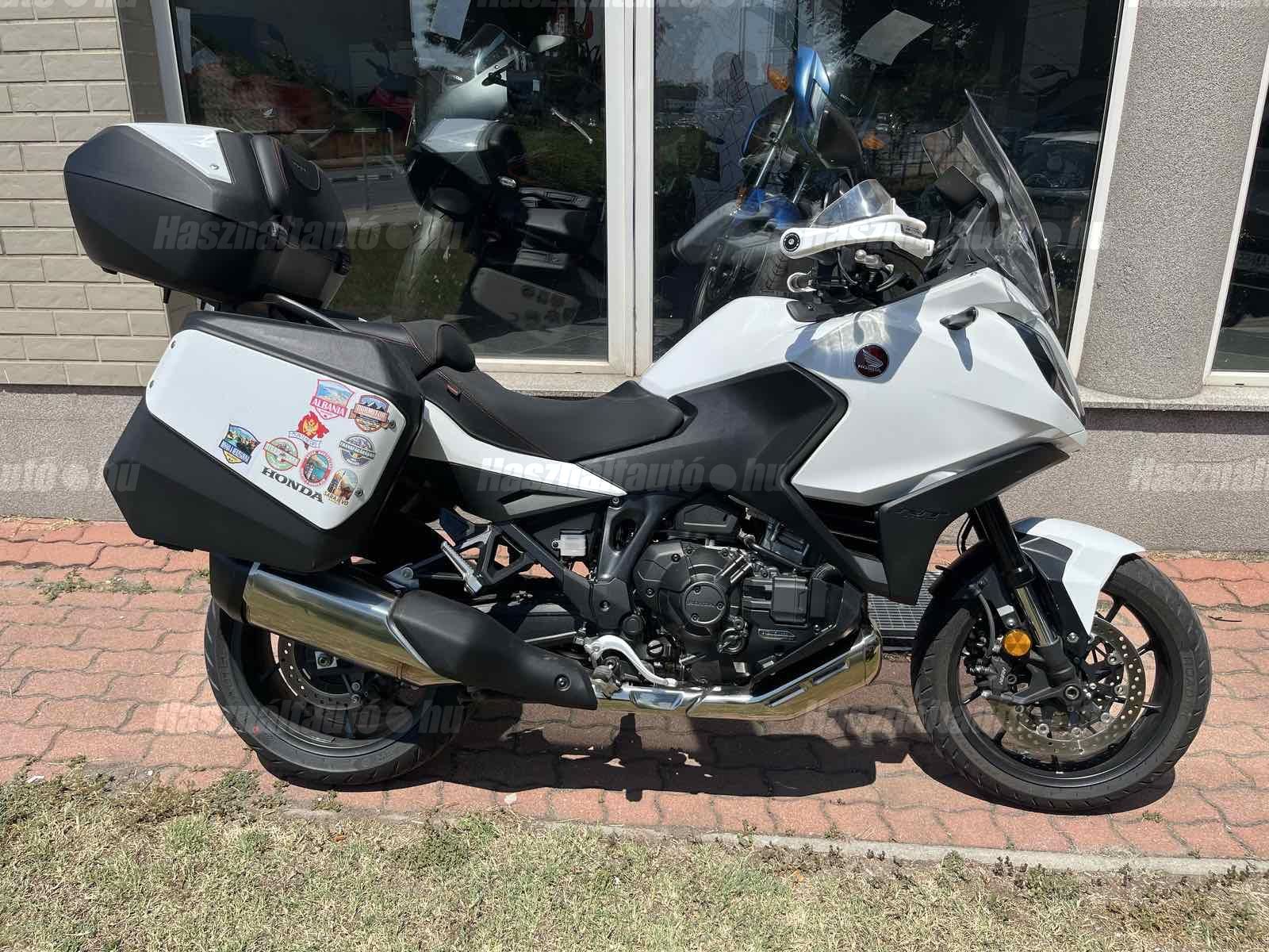 HONDA NT 1100 D 2022/11 - 1