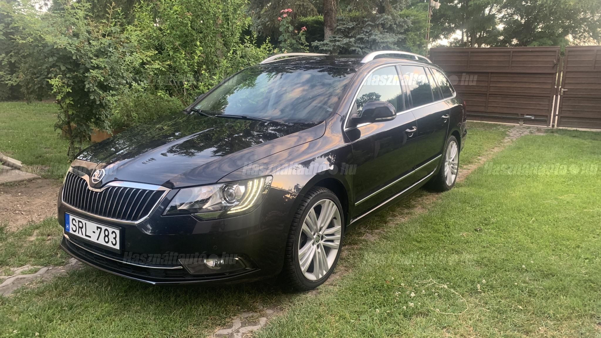 SKODA SUPERB 2013/12 - 1