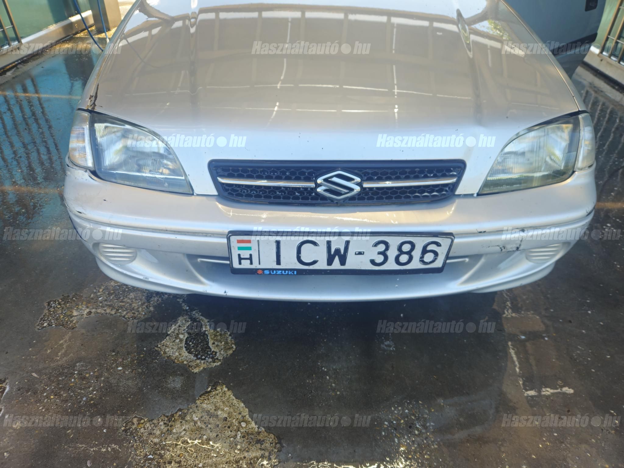 SUZUKI SWIFT 2002/5 - 1