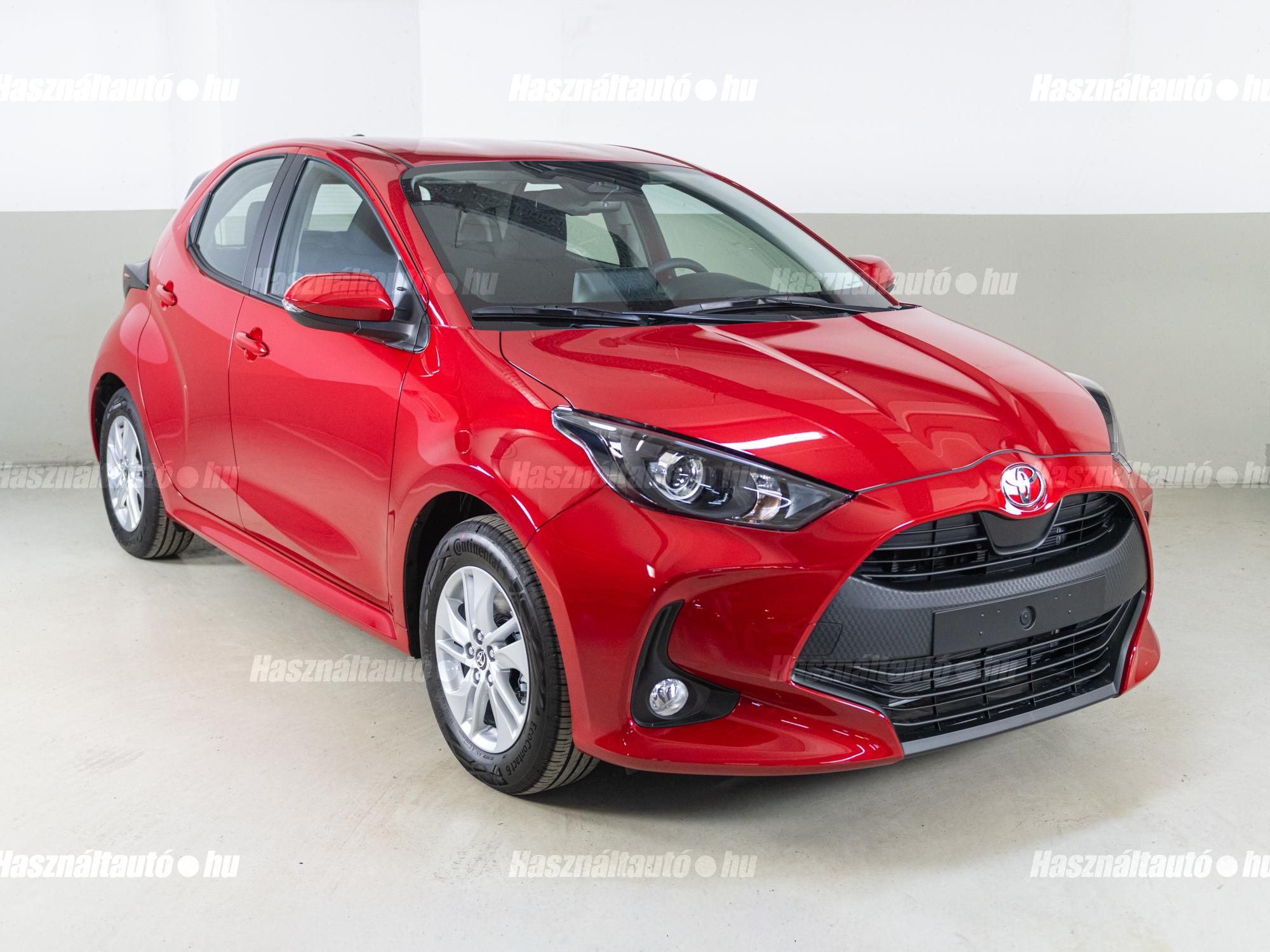 TOYOTA YARIS 2025/12 - 1