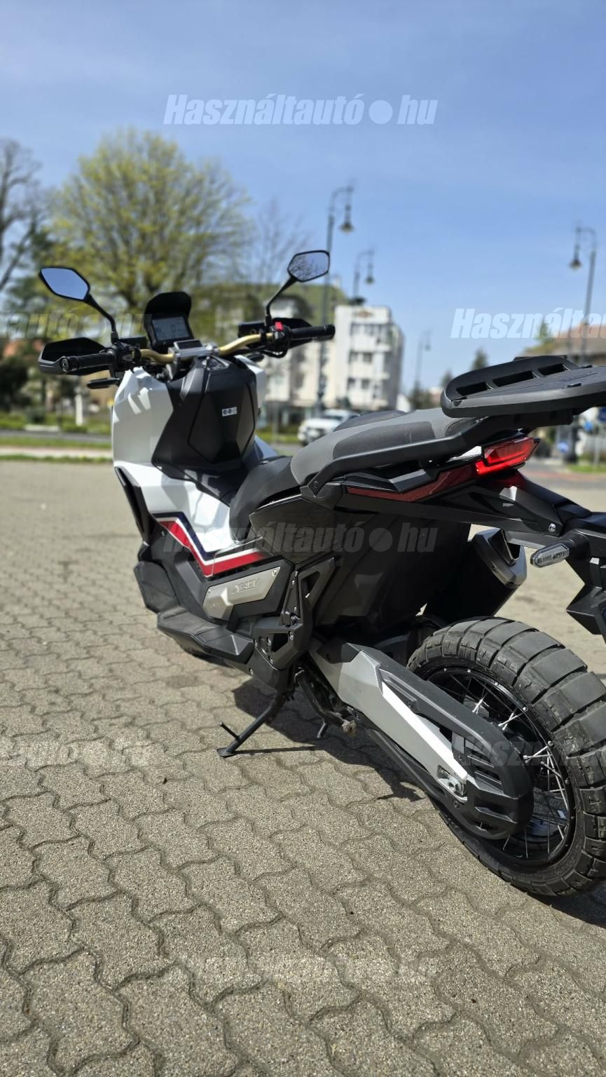 HONDA X-ADV 2017/12 - 1
