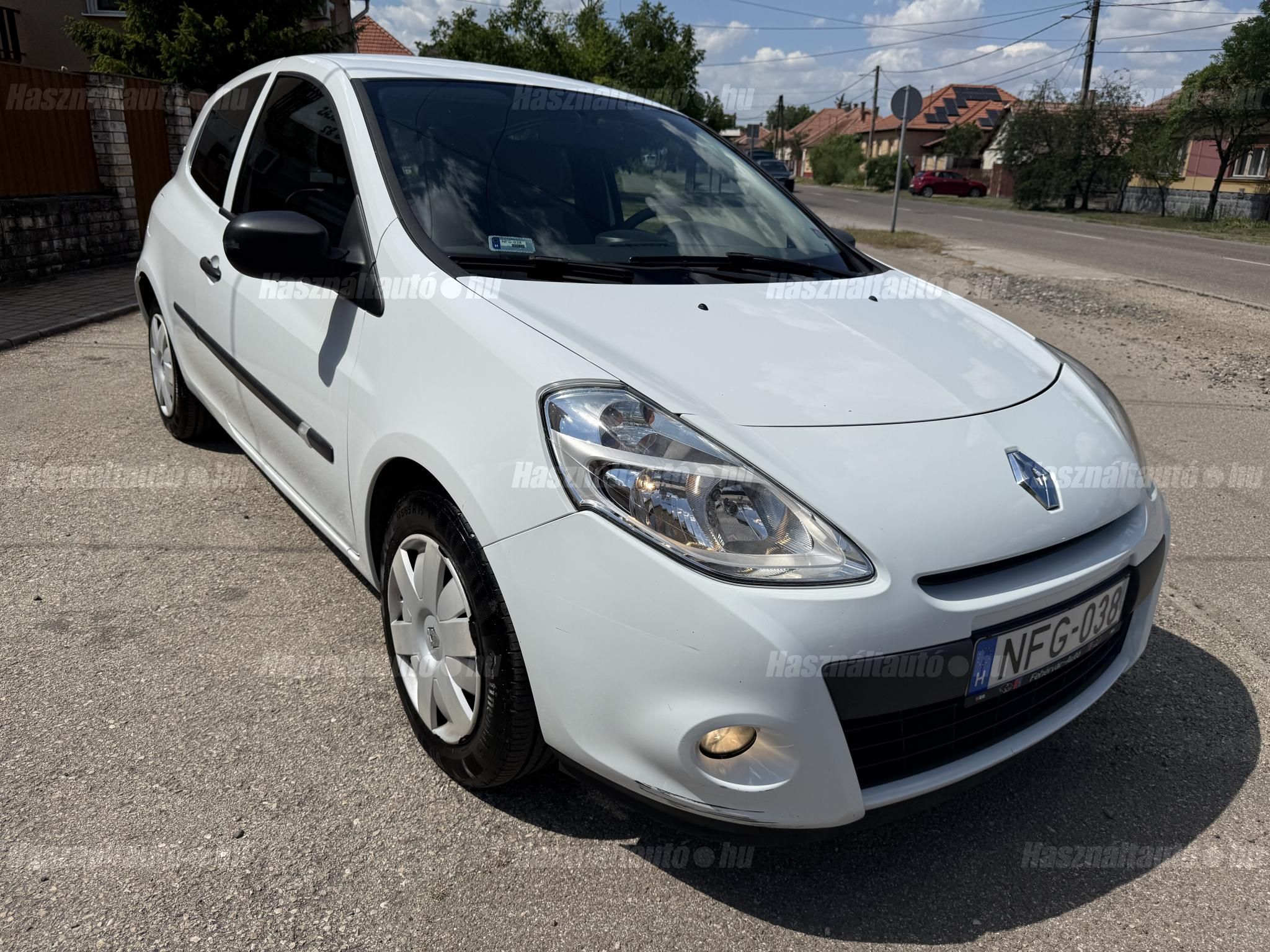 RENAULT CLIO 2012/1 - 1