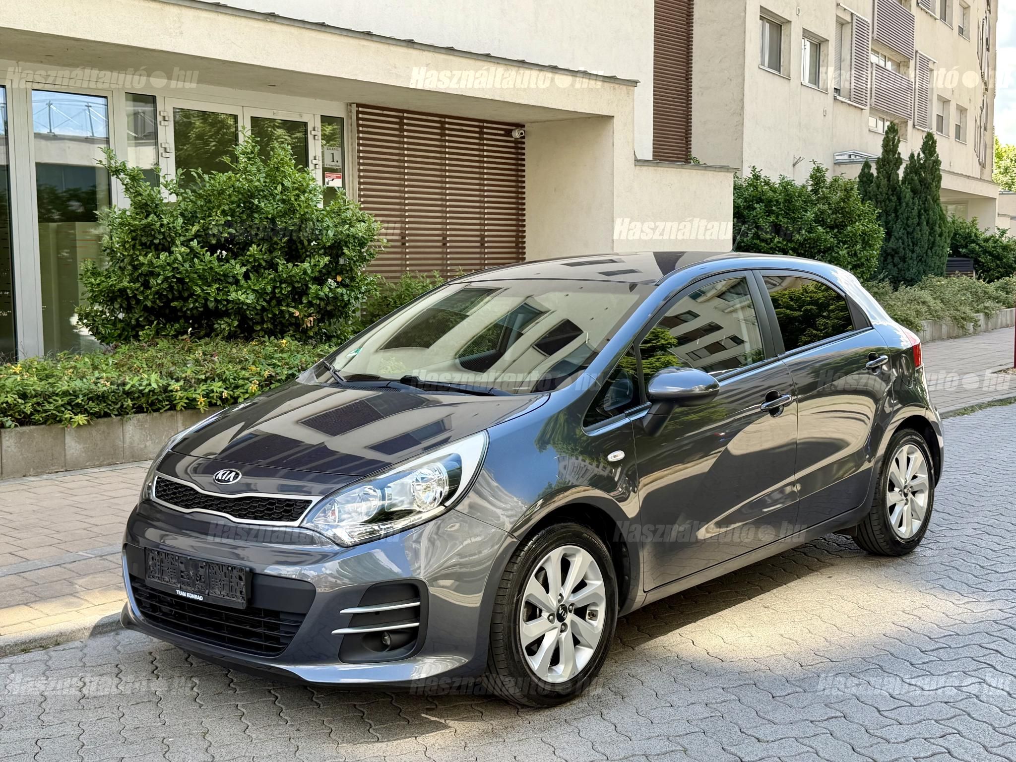 KIA RIO 2015/6 - 1