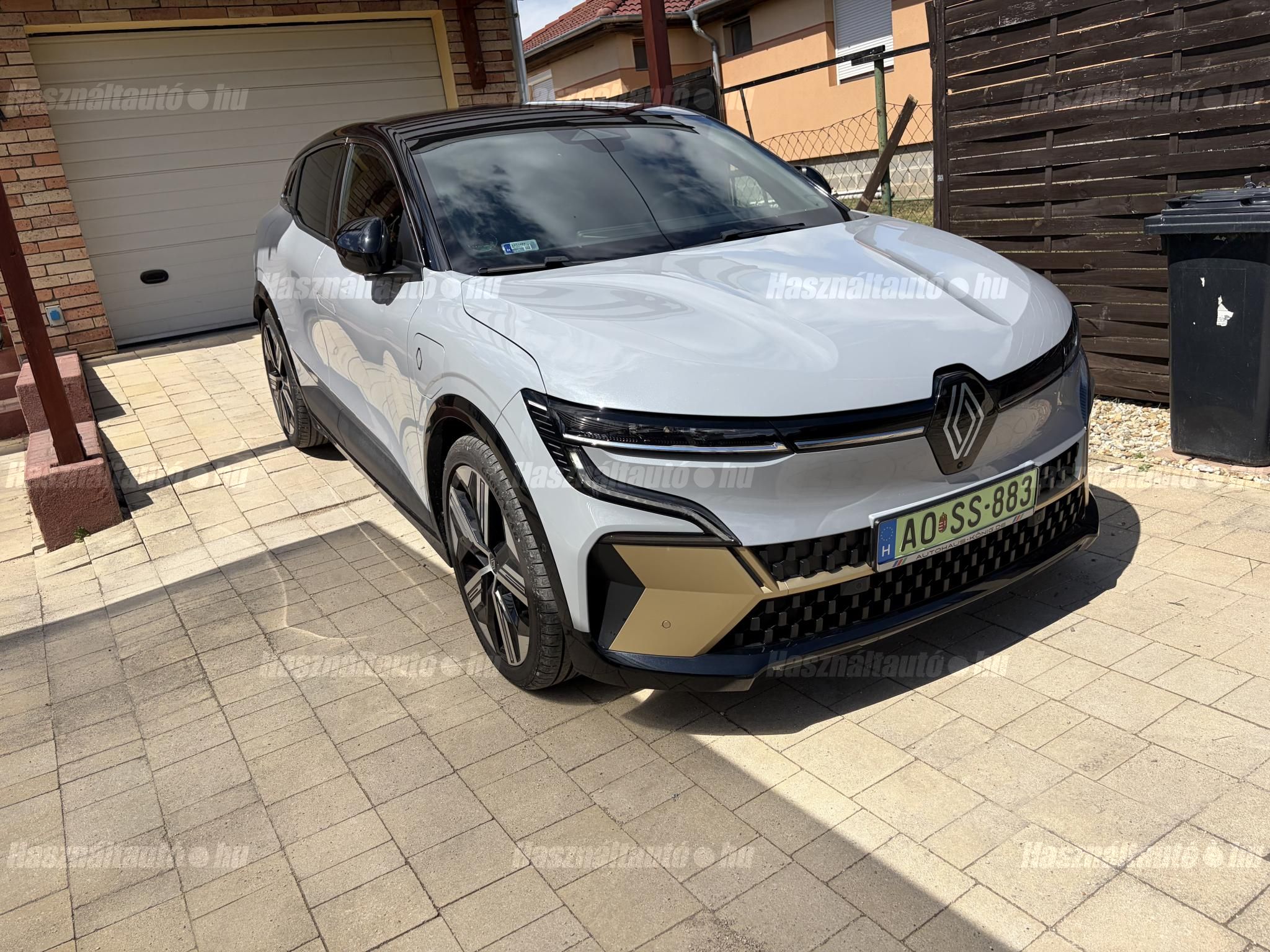RENAULT MEGANE 2024/2 - 1