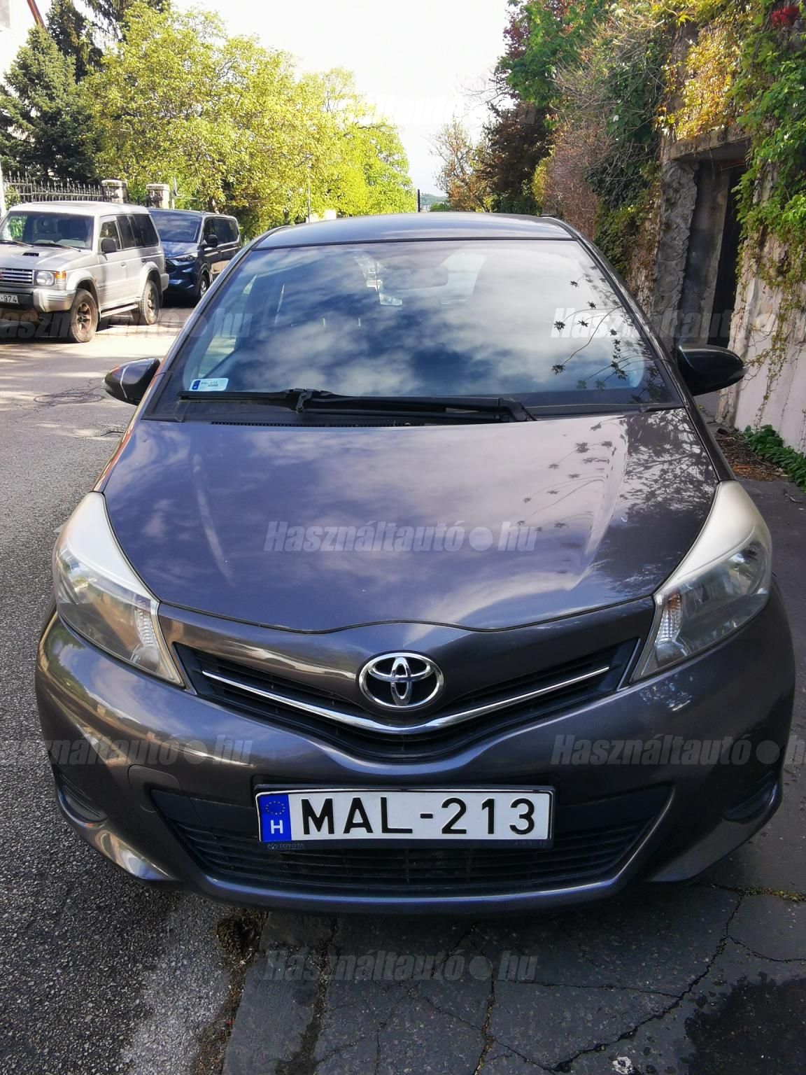 TOYOTA YARIS 2011/12 - 1