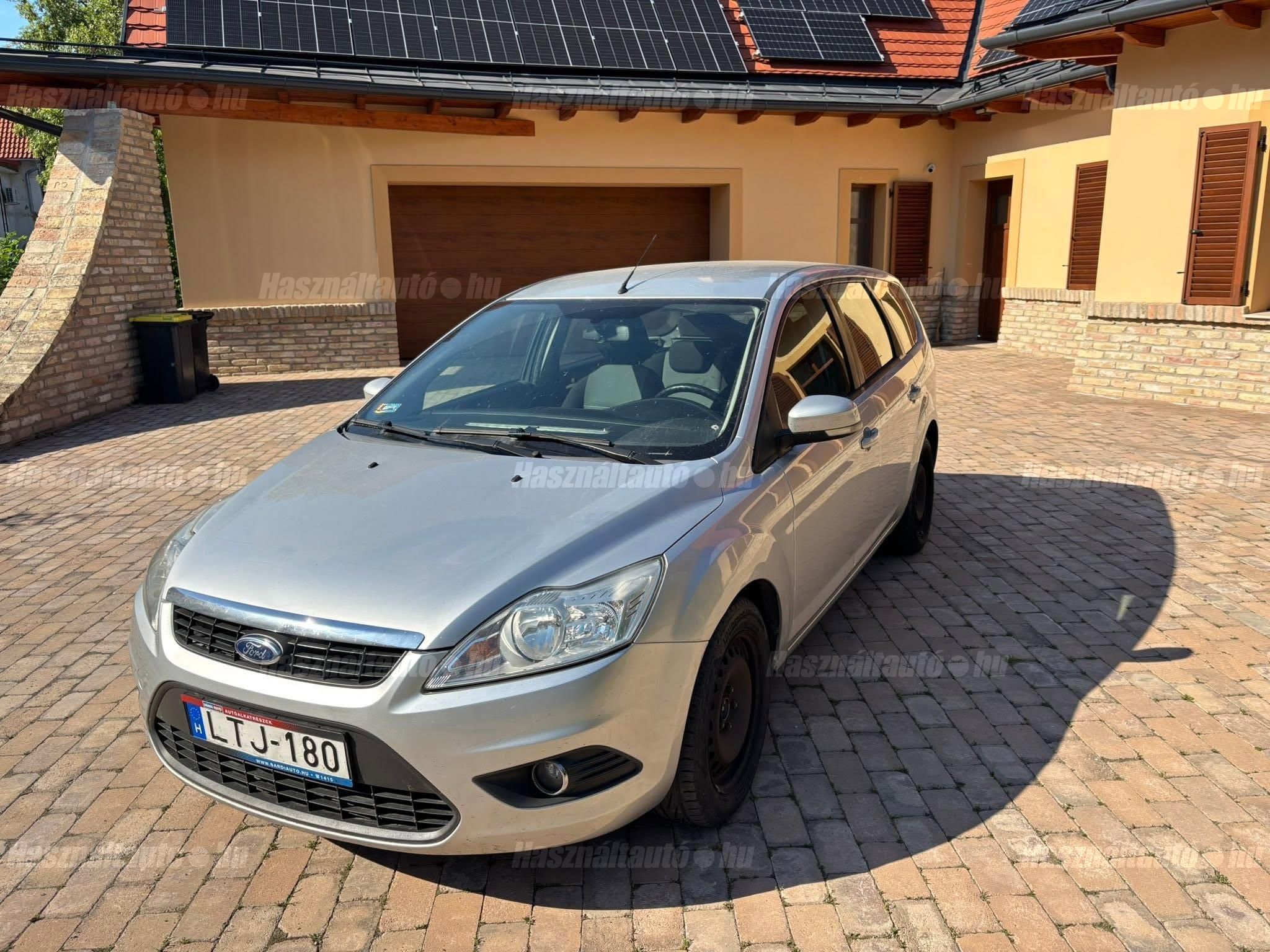 FORD FOCUS 2010/1 - 1