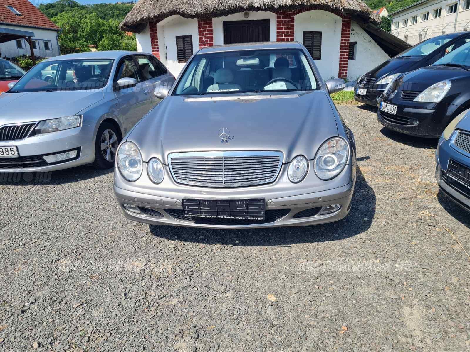 MERCEDES-BENZ E 200 2003/4 - 1