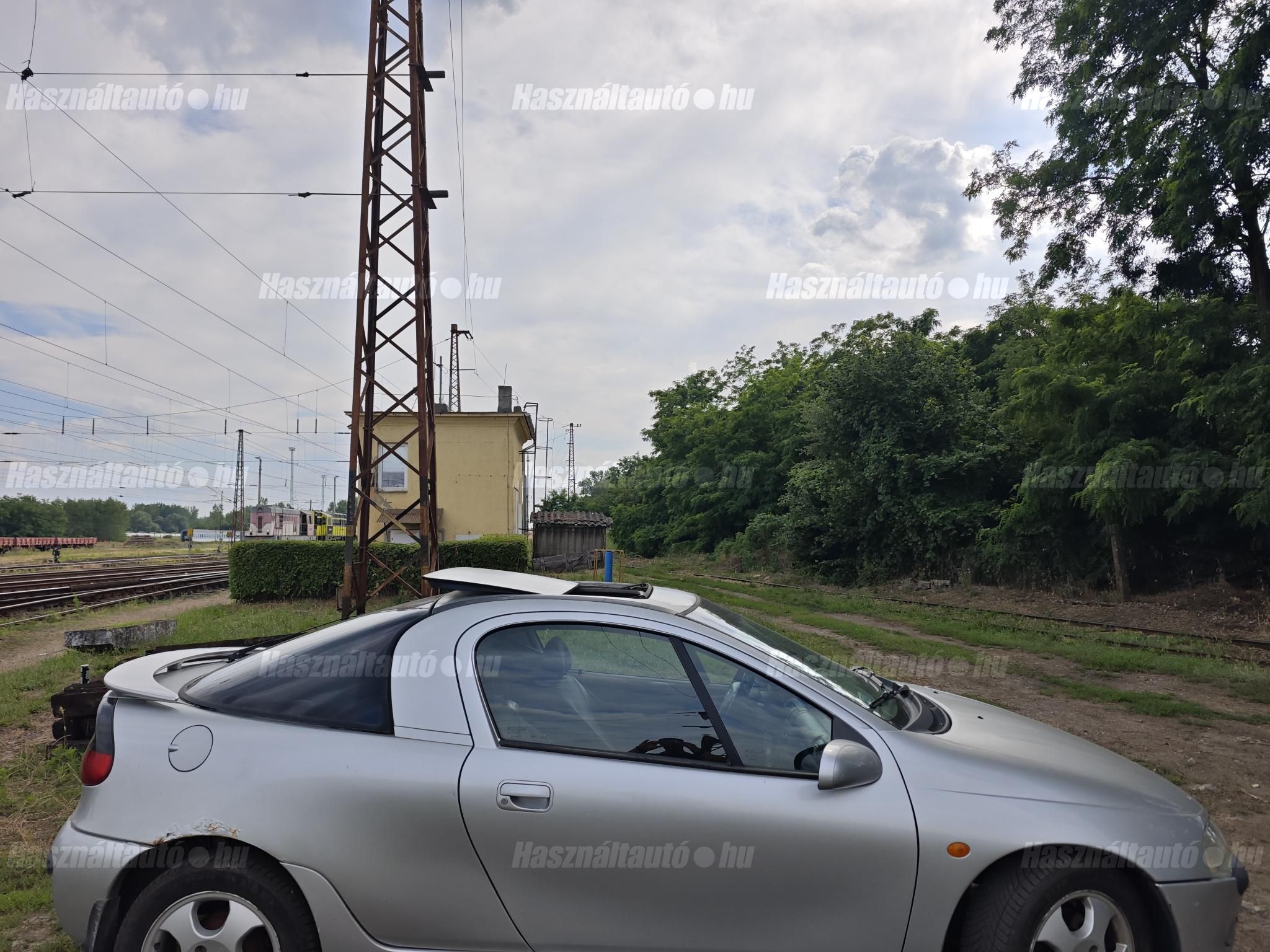 OPEL TIGRA 2000/1 - 1