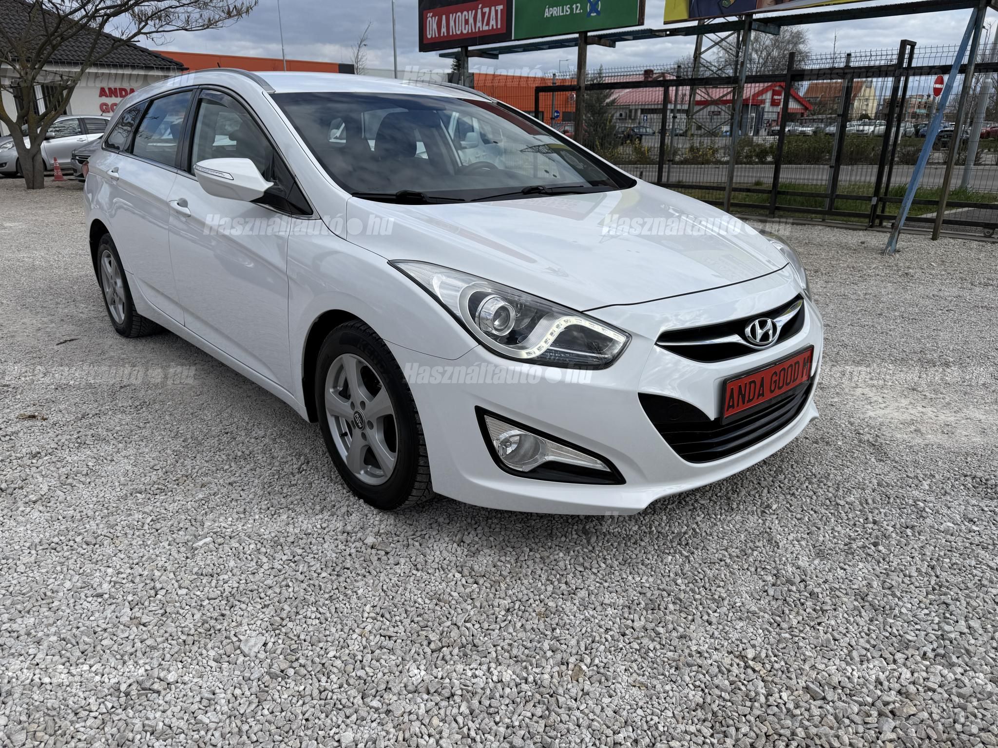 HYUNDAI I40 2015/1 - 1