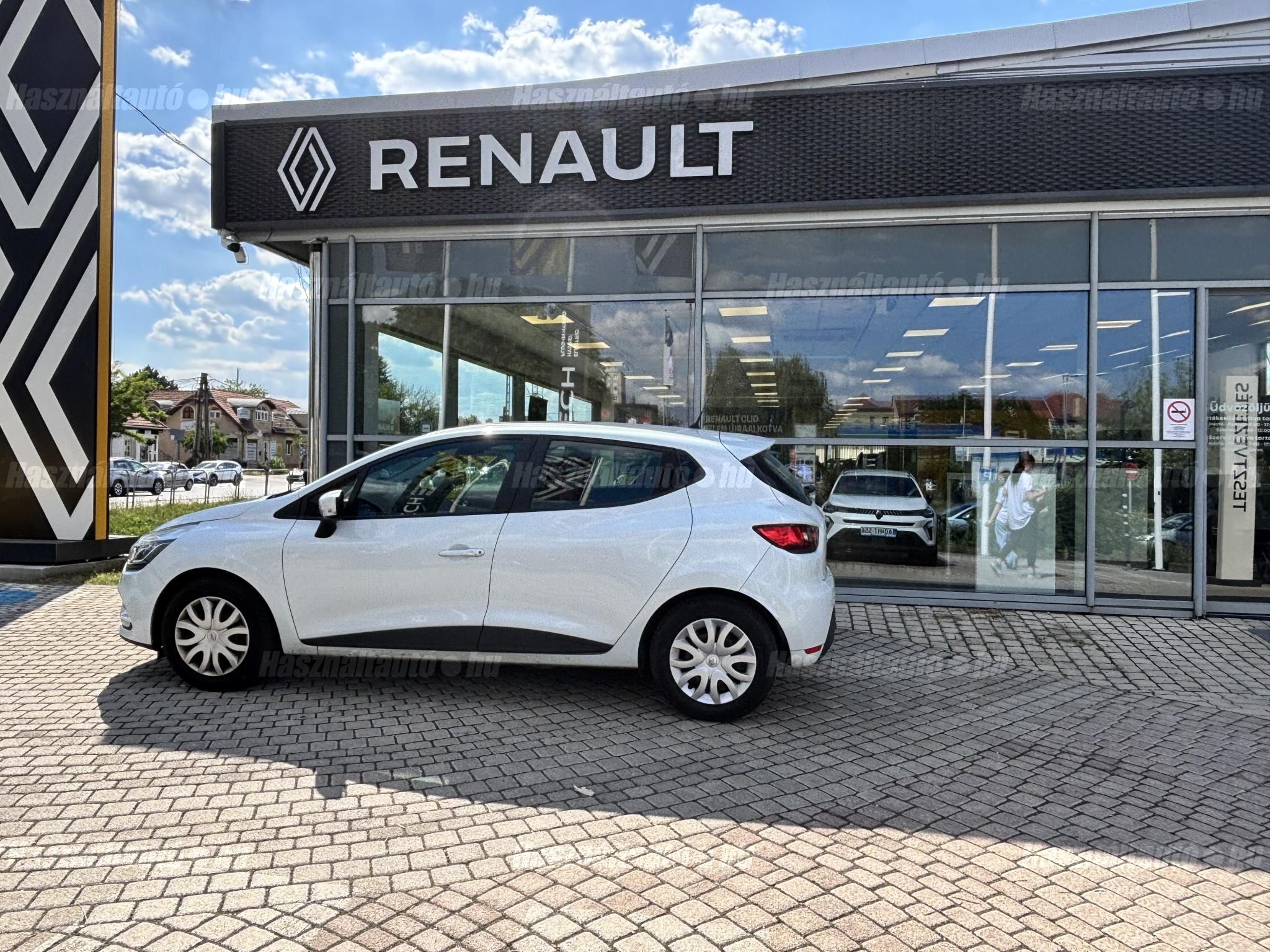 RENAULT CLIO 2017/6 - 1