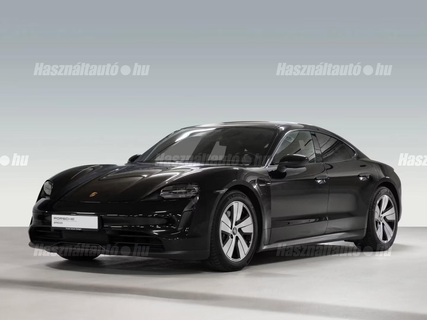 PORSCHE TAYCAN 2023/7 - 1