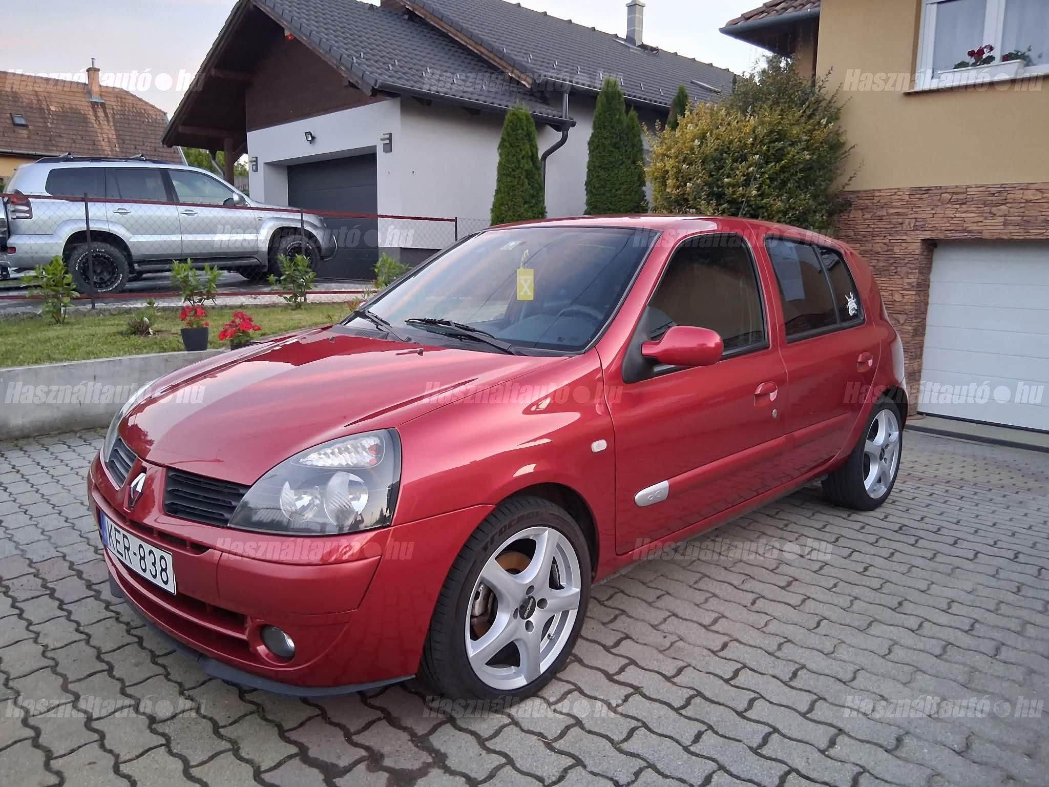 RENAULT CLIO 2004/4 - 1