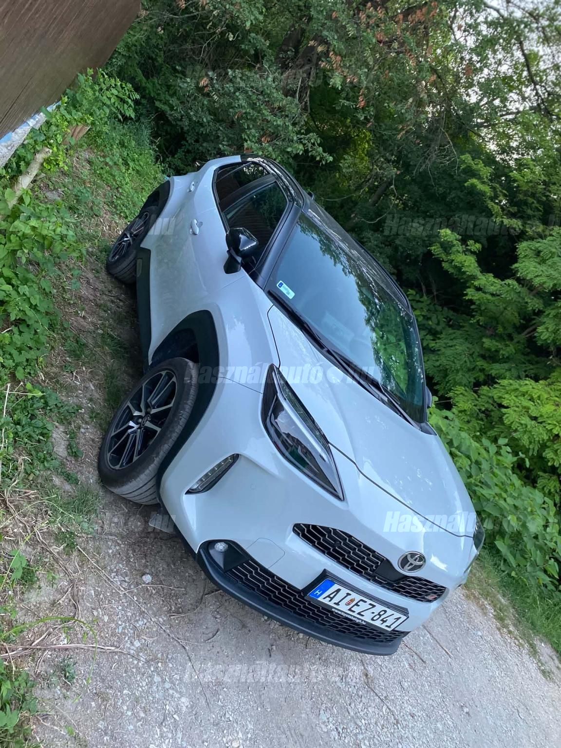 TOYOTA YARIS CROSS 2024/9 - 1