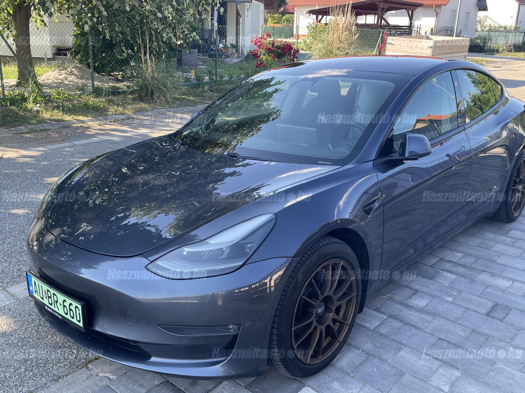 TESLA MODEL 3 2021/6 - 1