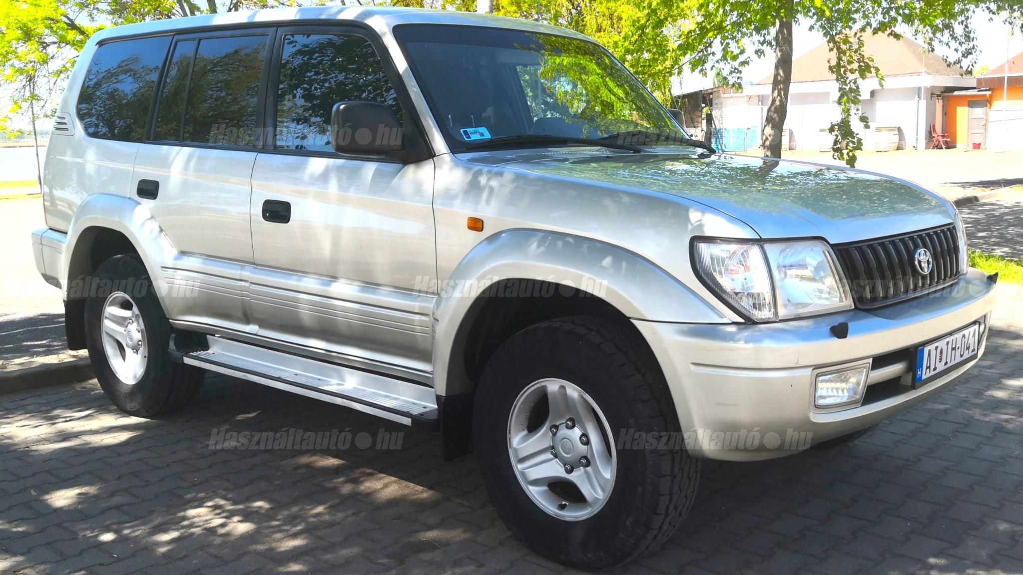 TOYOTA LAND CRUISER 2000/4 - 1