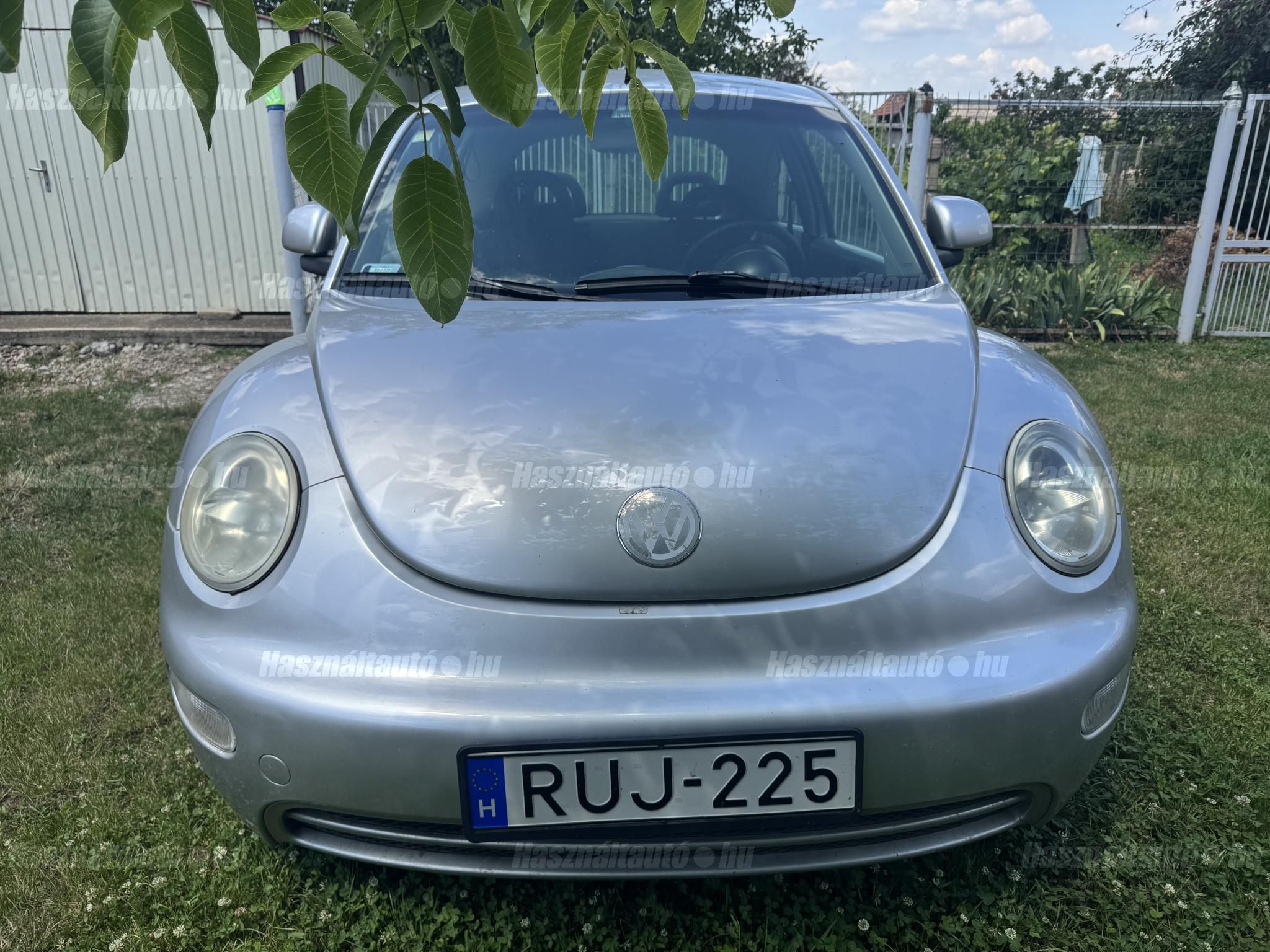 VOLKSWAGEN NEW BEETLE 2000/9 - 1