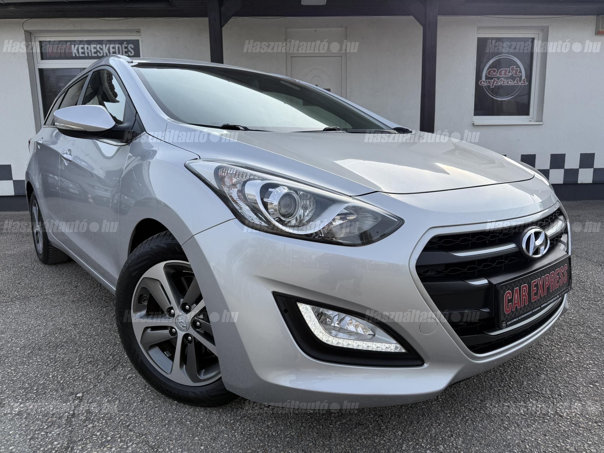 HYUNDAI I30 2017/5 - 1
