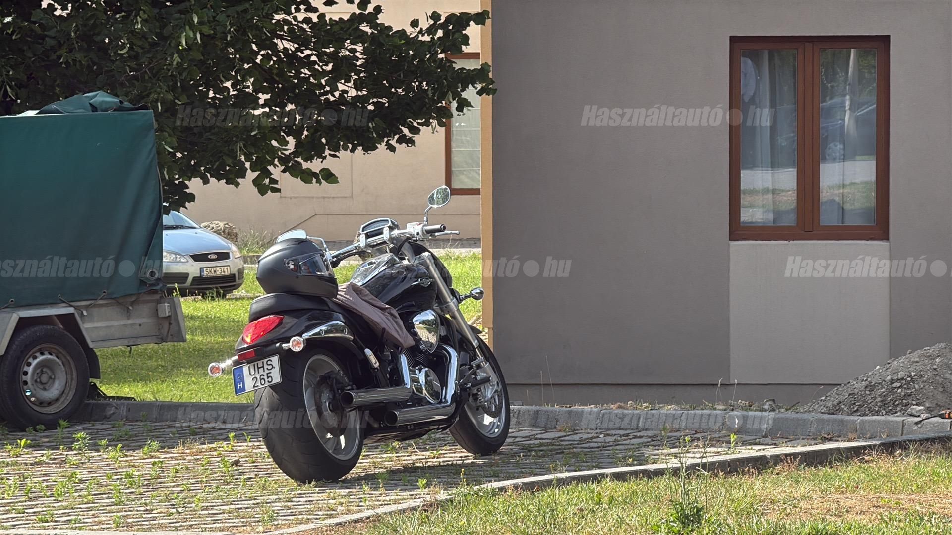 SUZUKI VZR 1800 2006/10 - 1