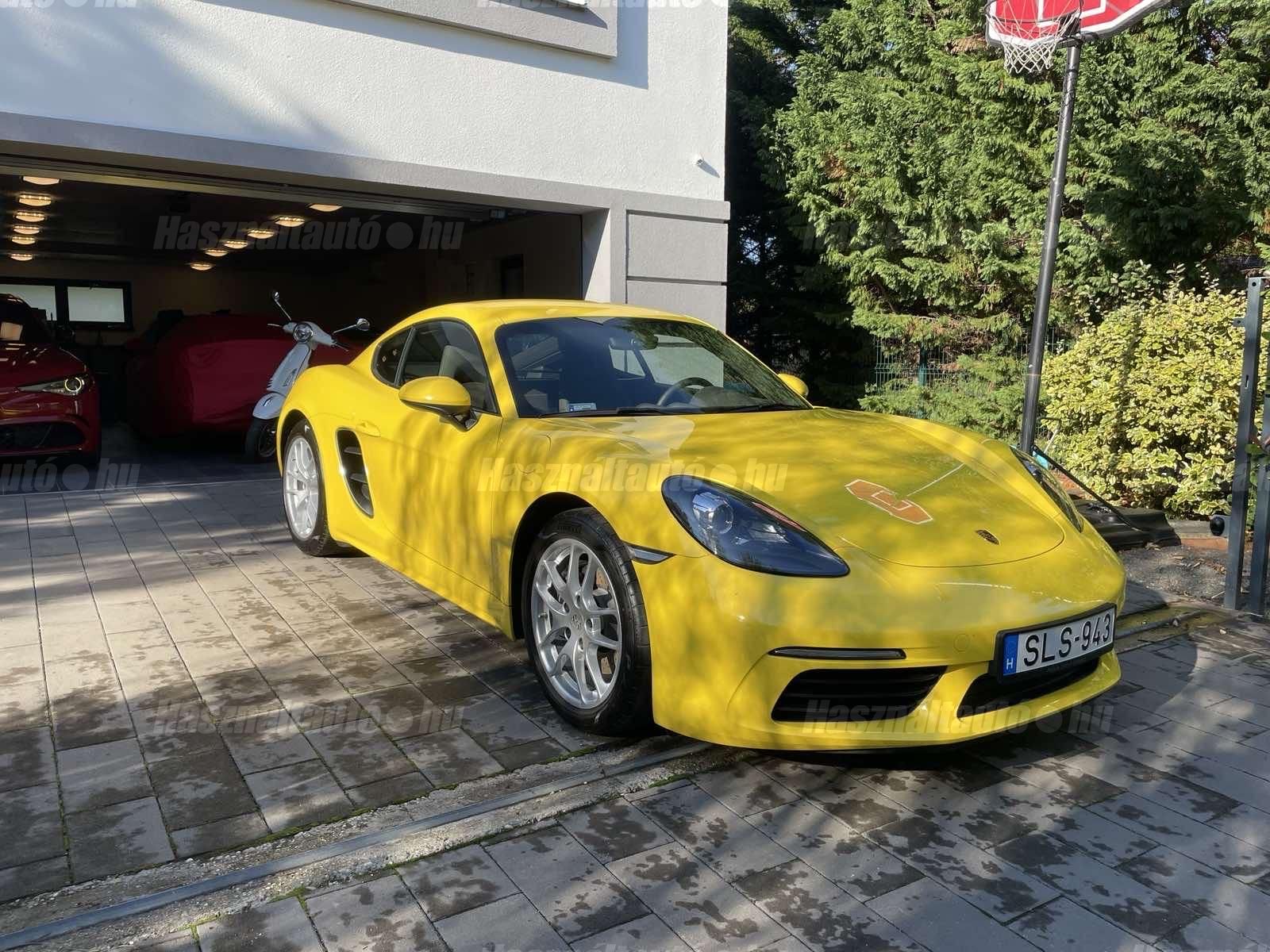 PORSCHE 718 2021 - 1