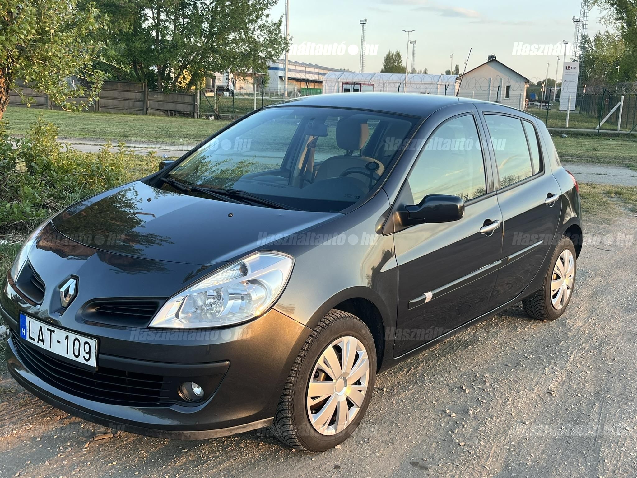 RENAULT CLIO 2008/3 - 1