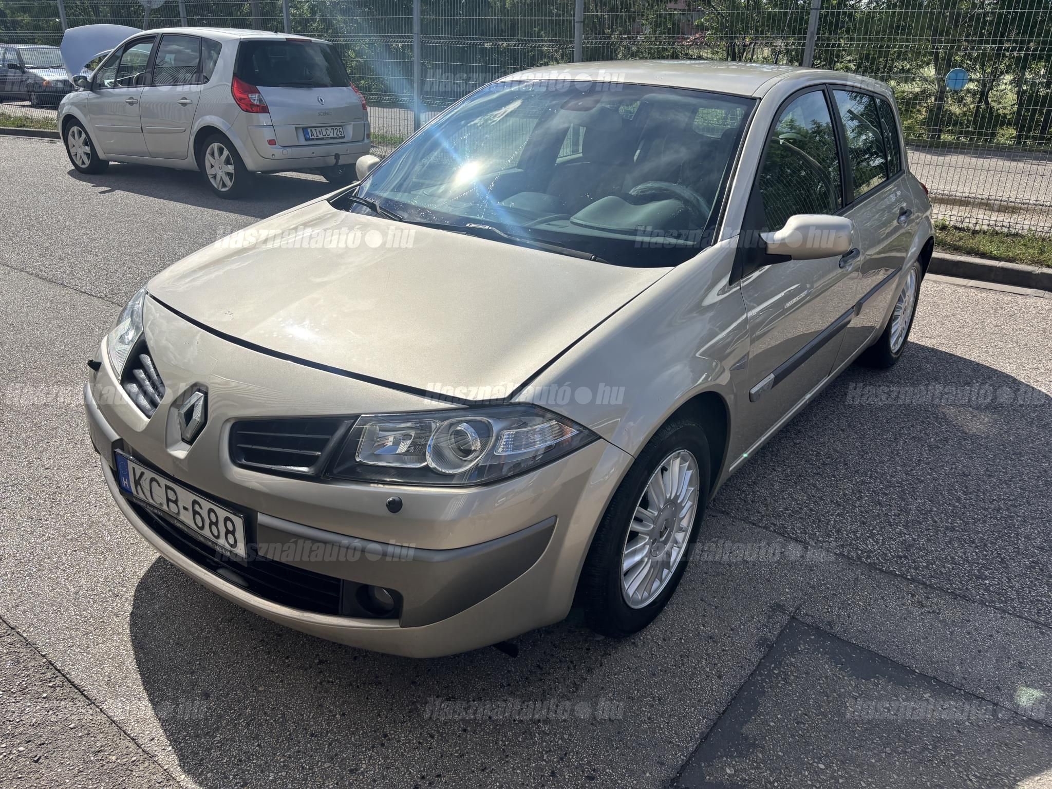 RENAULT MEGANE 2006/6 - 1