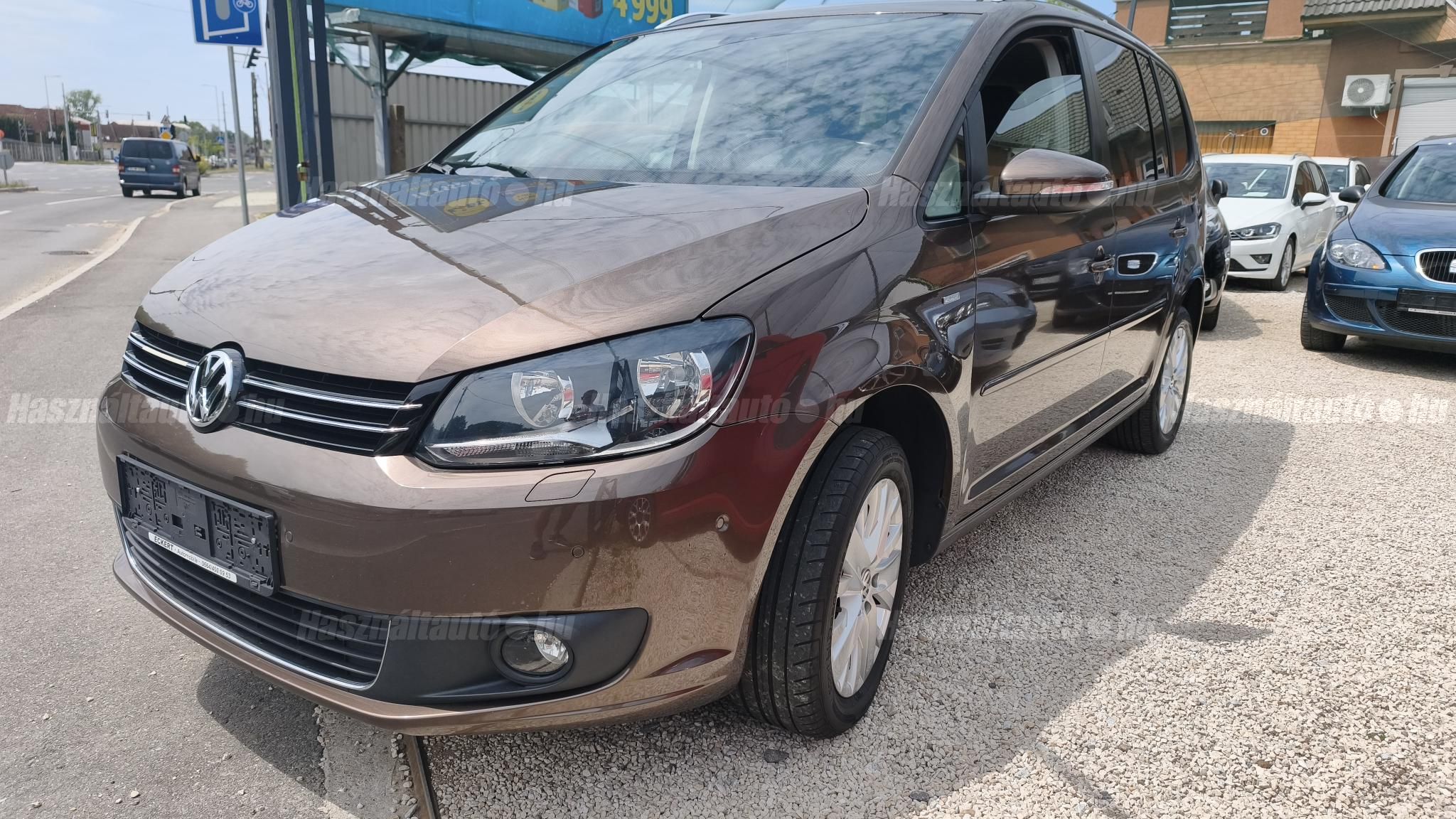 VOLKSWAGEN TOURAN 2013/4 - 1