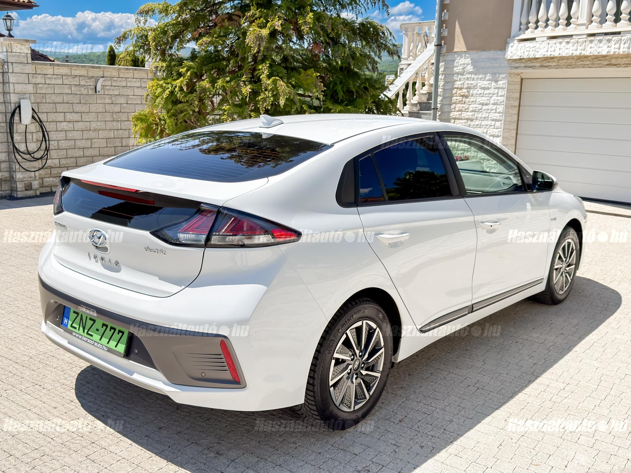 HYUNDAI IONIQ 2021/8 - 1