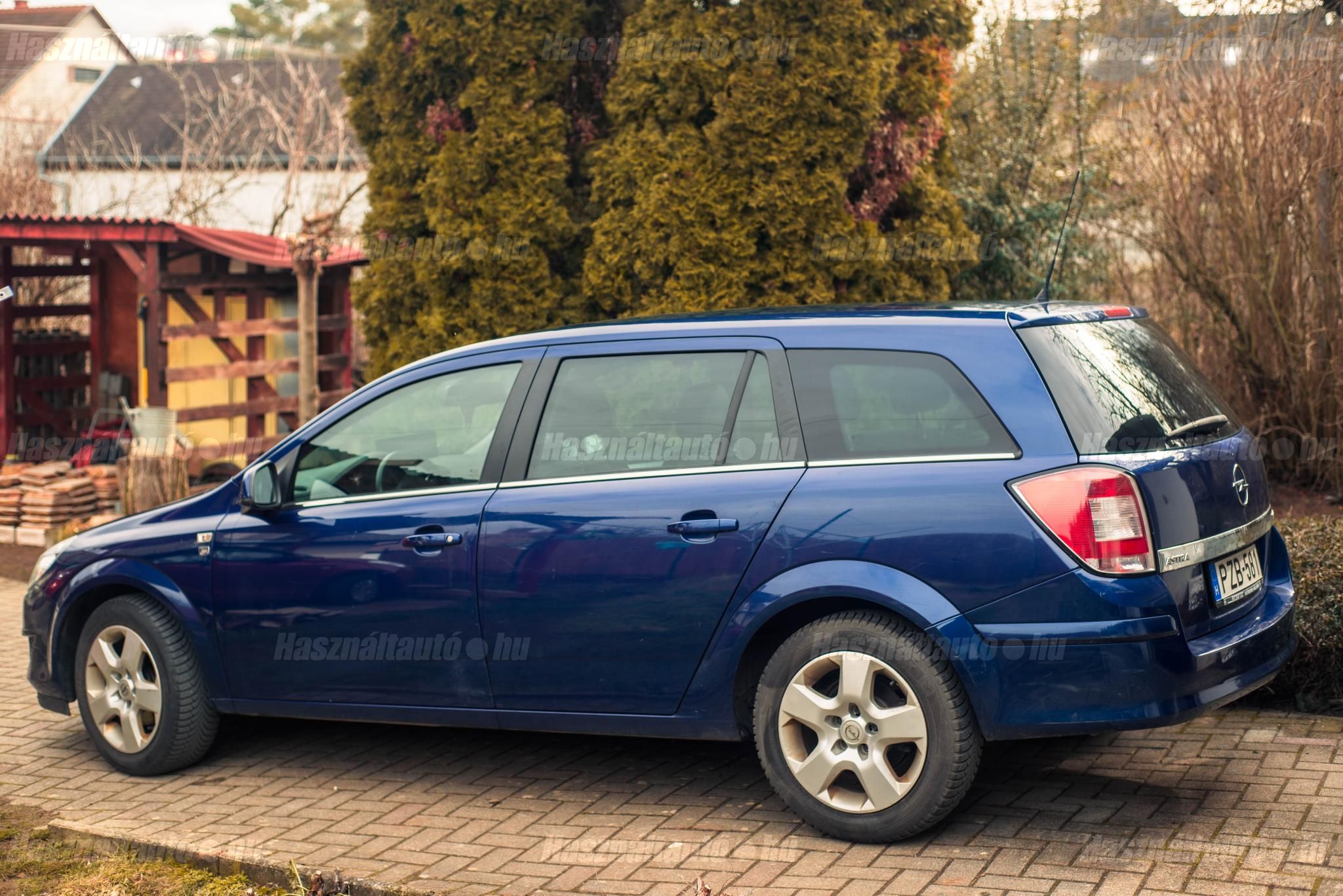 OPEL ASTRA H 2010/12 - 1